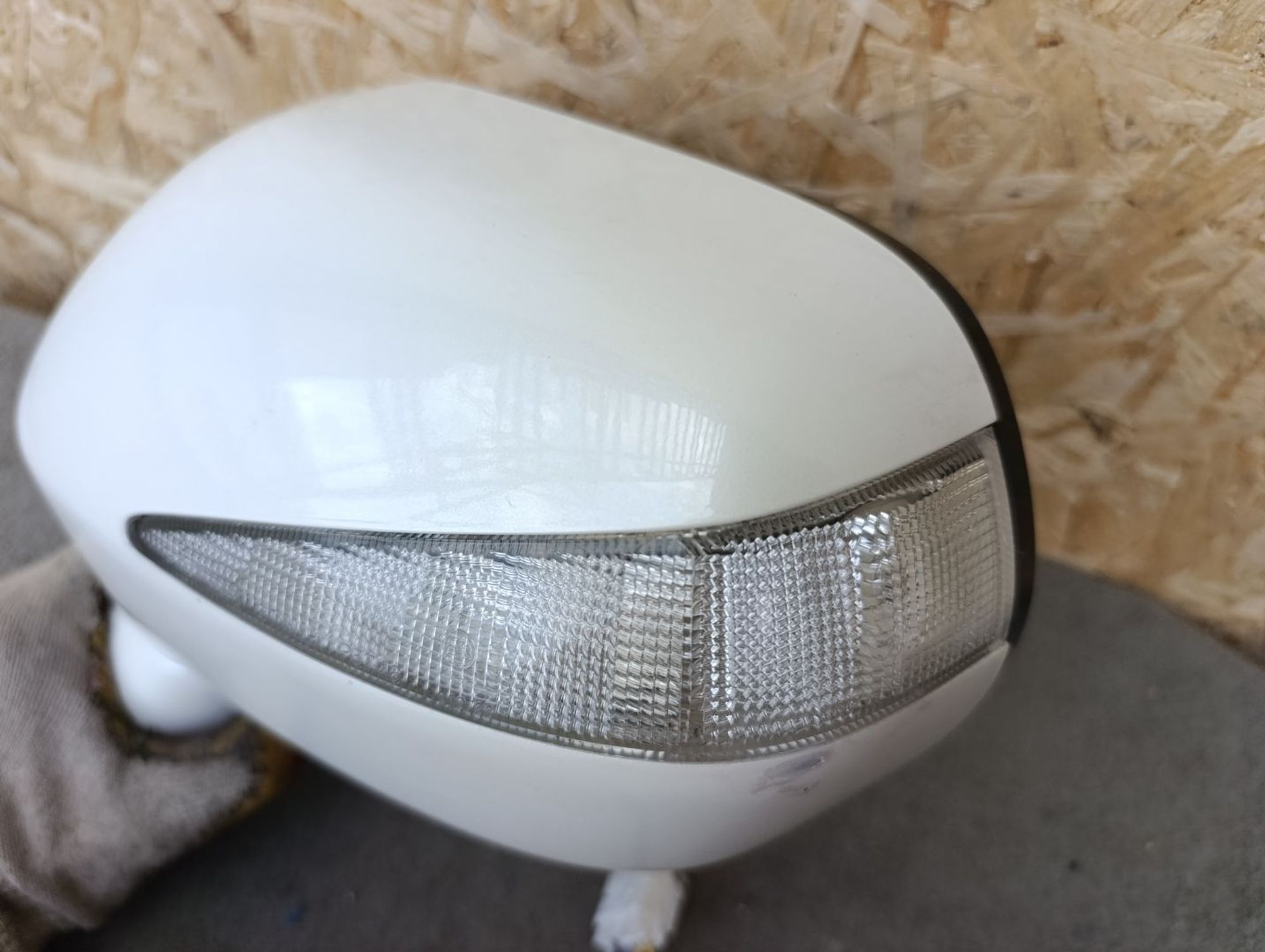 https://ycs.partsauto.market/partsauto-images/thmbs/userImages/d9b05010c61782443e0b3e264cf05921/part/0e2f54da-b4a5-4157-b1d5-65ab4ca1259e_1785767926083.jpg