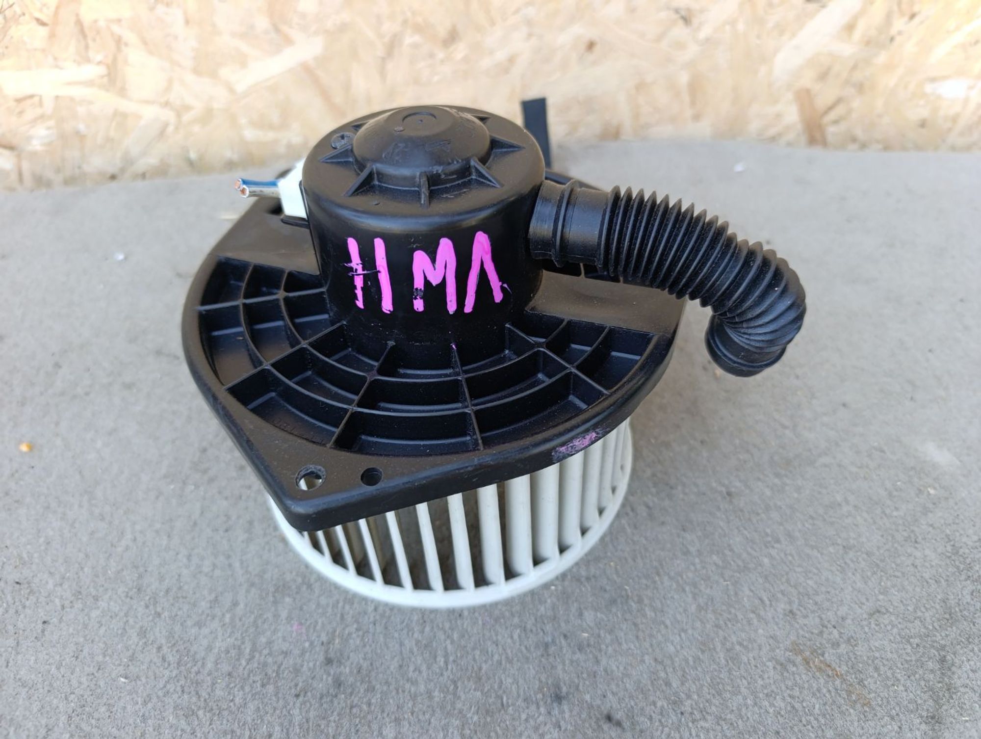 https://ycs.partsauto.market/partsauto-images/thmbs/userImages/d9b05010c61782443e0b3e264cf05921/part/0e79cce0-3a10-4bda-b224-0c88ab3c541a_1785585702567.jpg