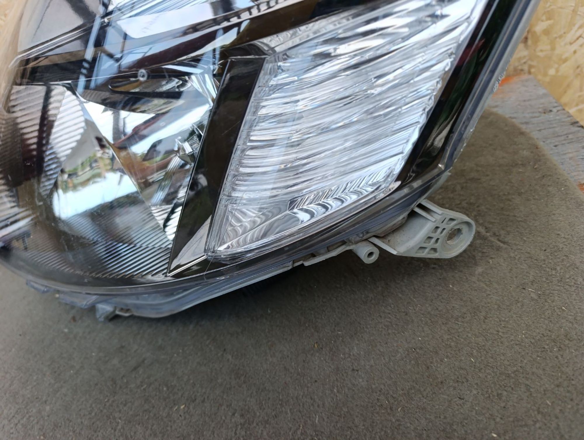 https://ycs.partsauto.market/partsauto-images/thmbs/userImages/d9b05010c61782443e0b3e264cf05921/part/0f54945c-57b3-4edd-90a2-35425fbe249f_1784992471045.jpg