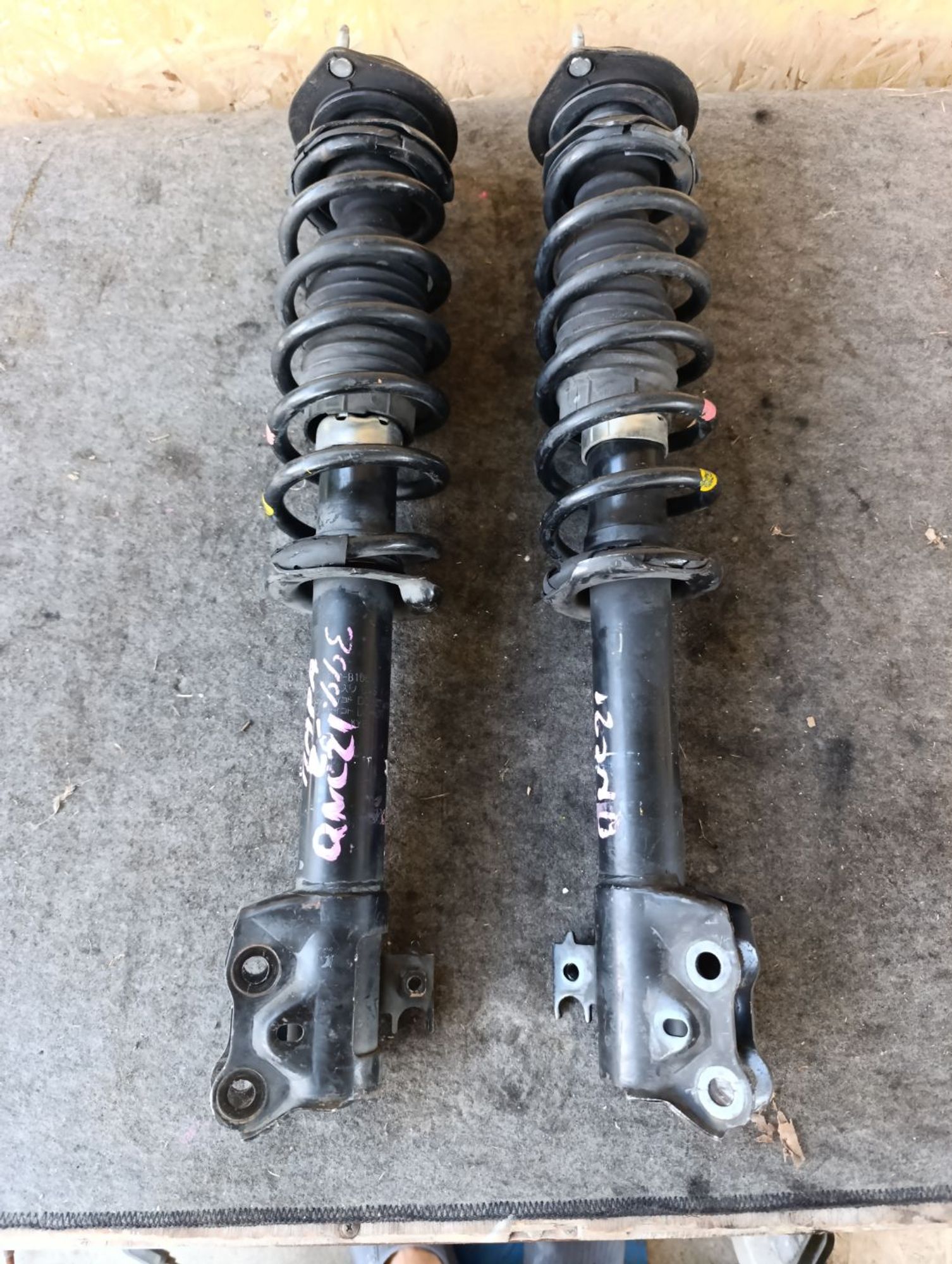 https://ycs.partsauto.market/partsauto-images/thmbs/userImages/d9b05010c61782443e0b3e264cf05921/part/12a95e1d-1193-4bdd-92cc-f051c0b822c8_1784191532530.jpg