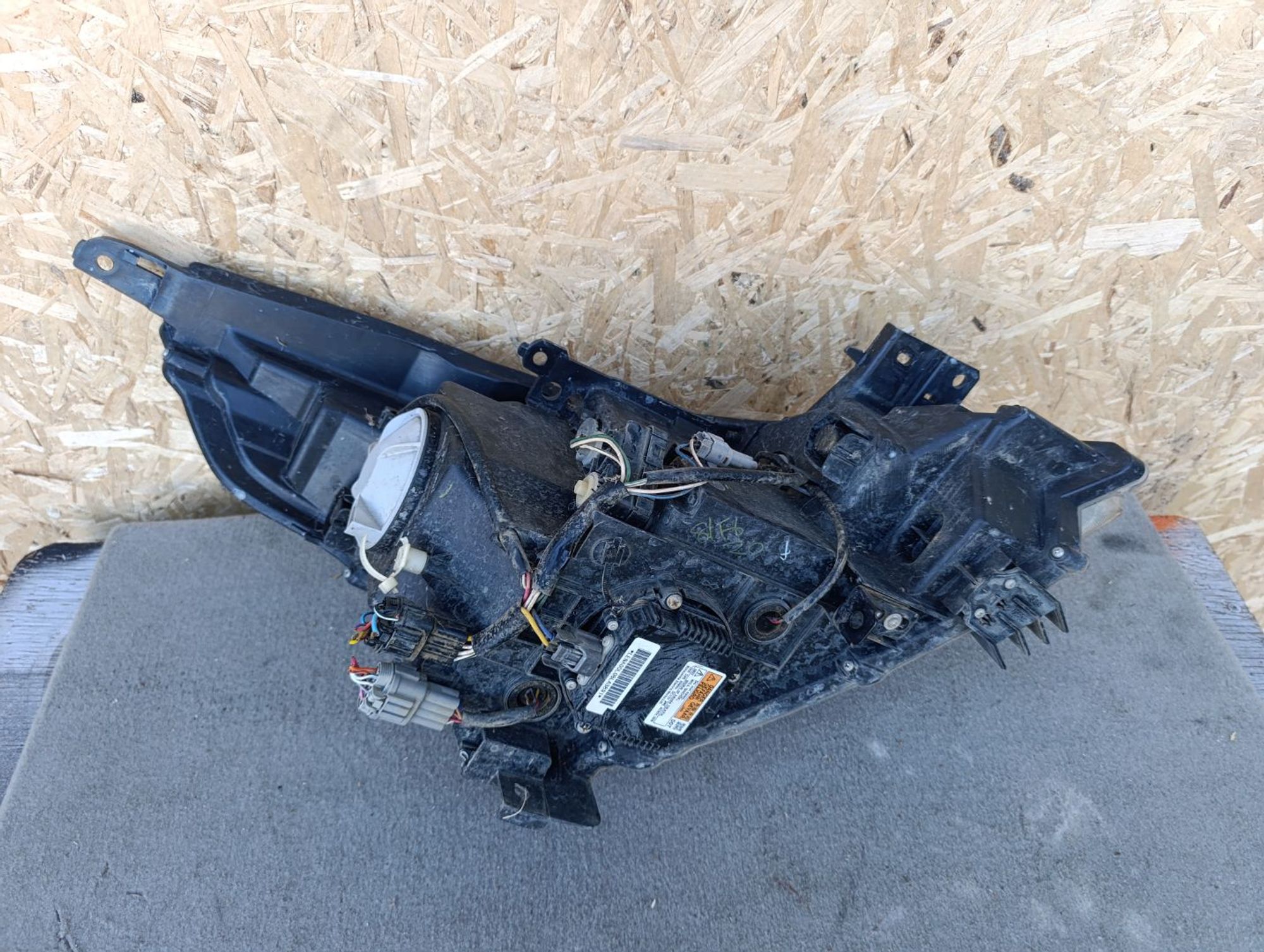 https://ycs.partsauto.market/partsauto-images/thmbs/userImages/d9b05010c61782443e0b3e264cf05921/part/12f0b3d5-a8c2-4313-b800-f5dd449012c6_1785333958644.jpg
