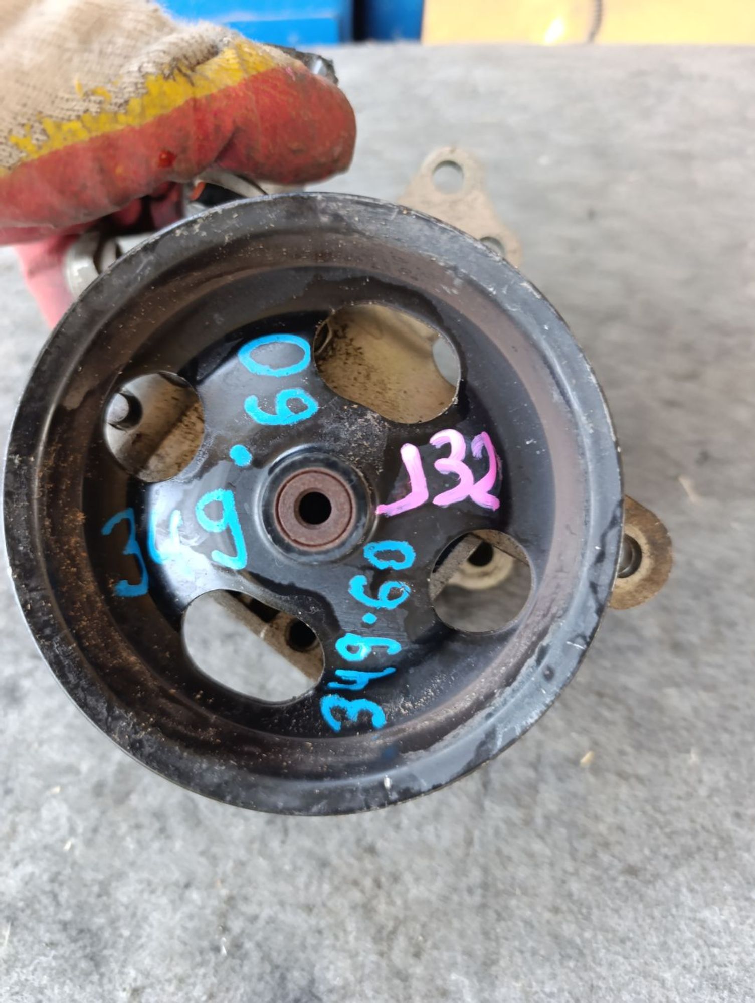 https://ycs.partsauto.market/partsauto-images/thmbs/userImages/d9b05010c61782443e0b3e264cf05921/part/1358dfa7-68a7-4e3c-9846-4c33685763ce_1783512368632.jpg