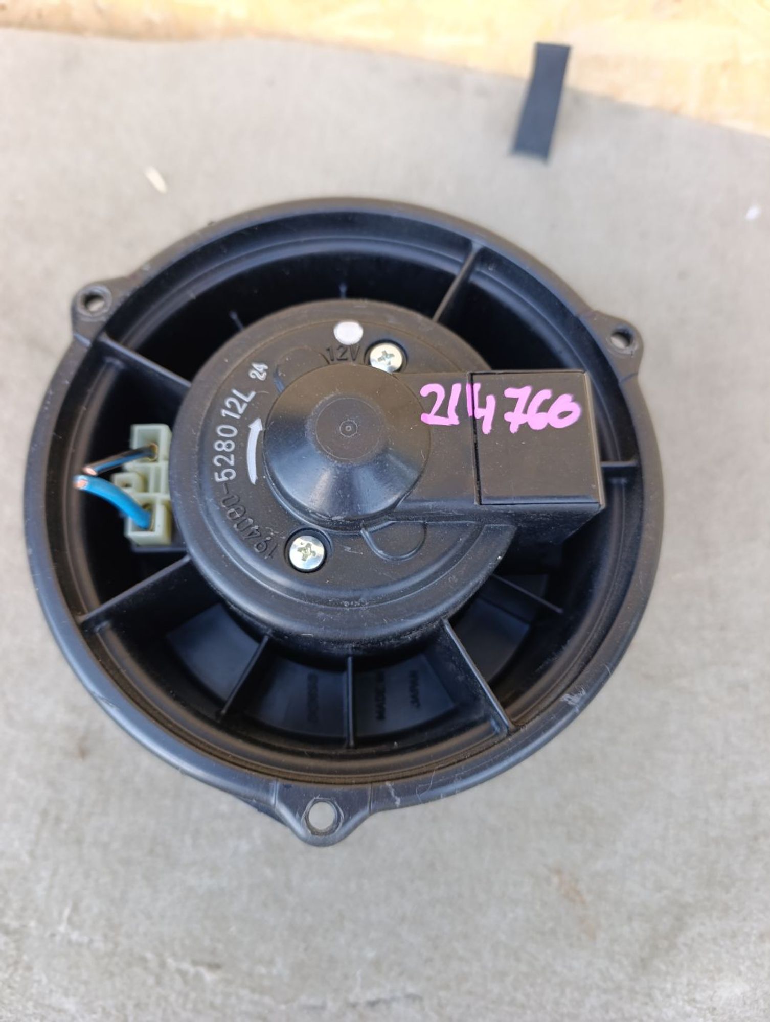 https://ycs.partsauto.market/partsauto-images/thmbs/userImages/d9b05010c61782443e0b3e264cf05921/part/142745d9-6d23-42cf-80b9-2d37c53042bd_1785418224686.jpg