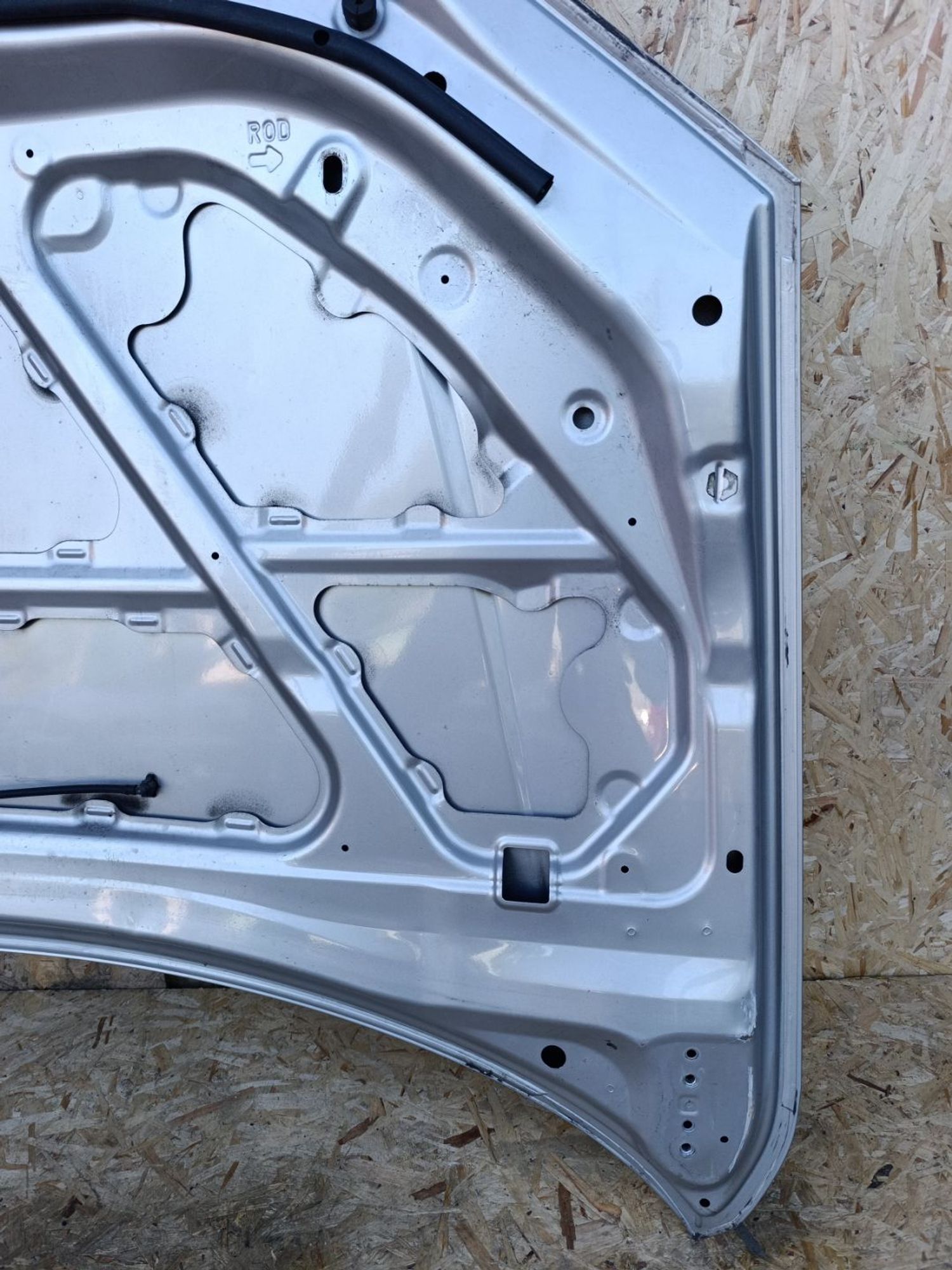 https://ycs.partsauto.market/partsauto-images/thmbs/userImages/d9b05010c61782443e0b3e264cf05921/part/143c767d-2374-4ce6-a803-3e49d3c2e8ae_1781793966110.jpg
