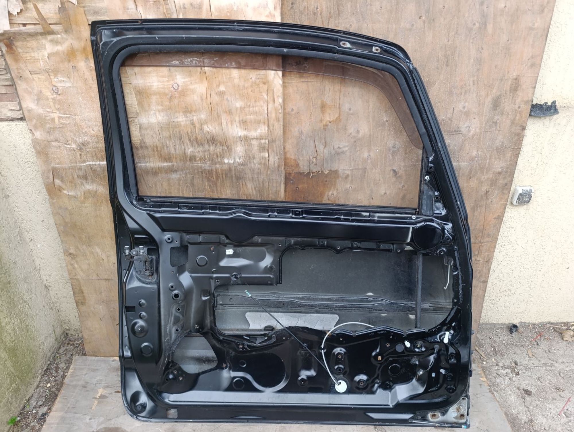 Дверь левая Toyota Porte nnp10, 5000 рублей, Ленина