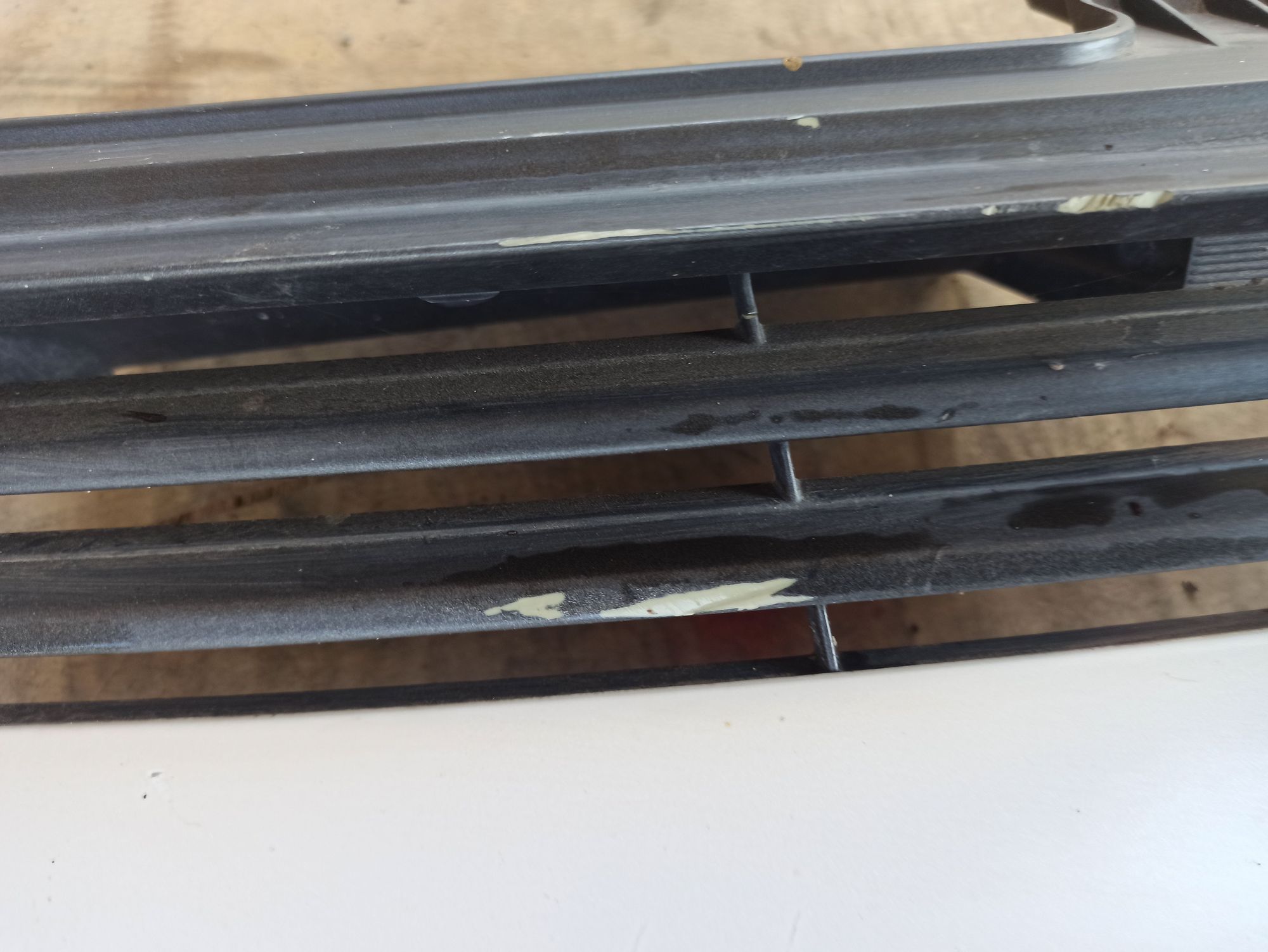 Решетка радиатора Mitsubishi Dion, 600 рублей, Ленина