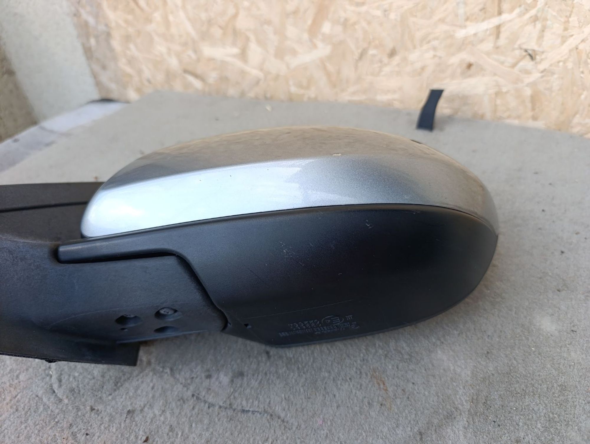 https://ycs.partsauto.market/partsauto-images/thmbs/userImages/d9b05010c61782443e0b3e264cf05921/part/1954bdd1-79de-4b5e-9170-a02716c1cdab_1785770584152.jpg