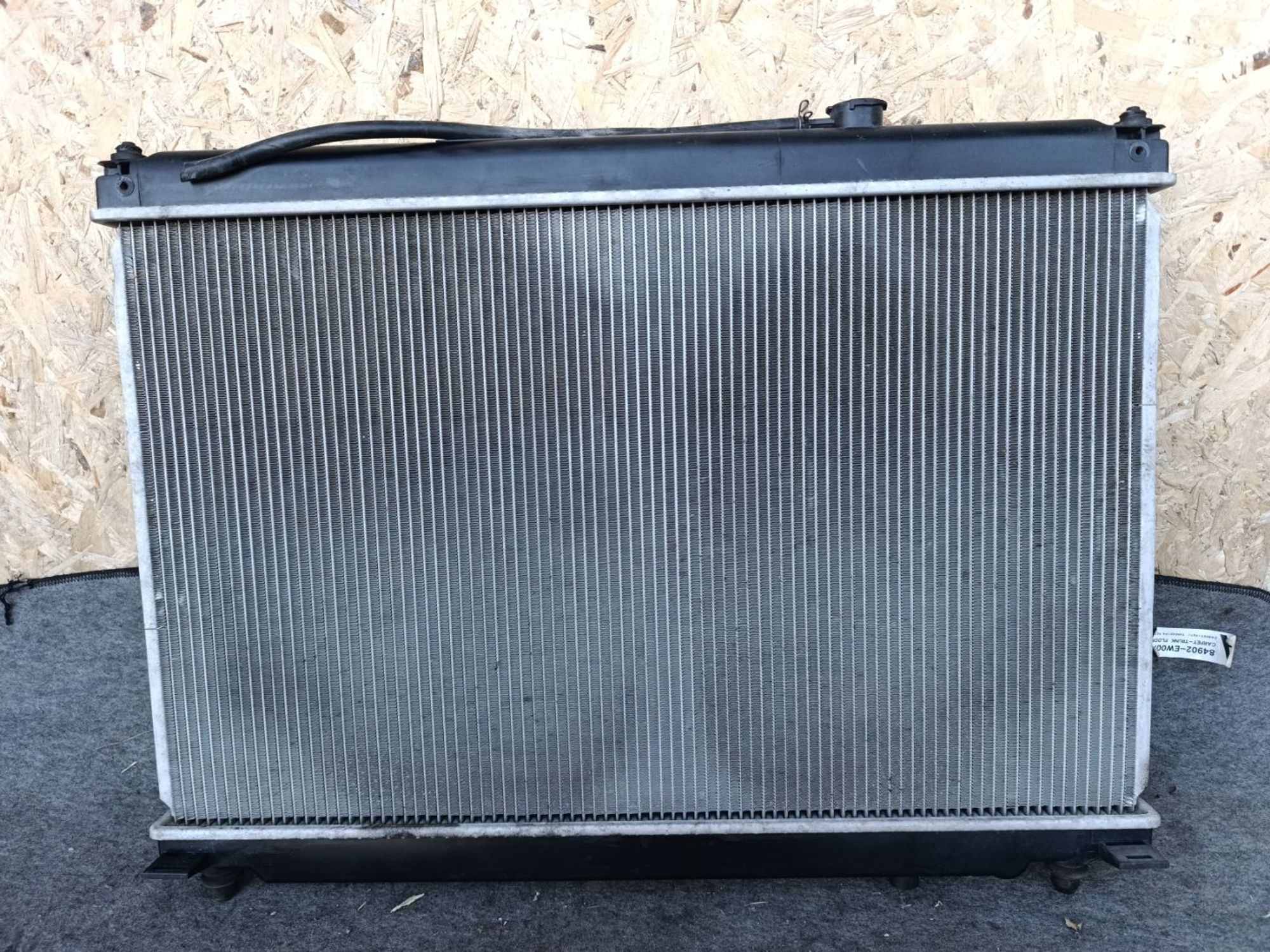 https://ycs.partsauto.market/partsauto-images/thmbs/userImages/d9b05010c61782443e0b3e264cf05921/part/1978e76c-ae46-4dd7-8f5a-7095527b0581_1781624589931.jpg