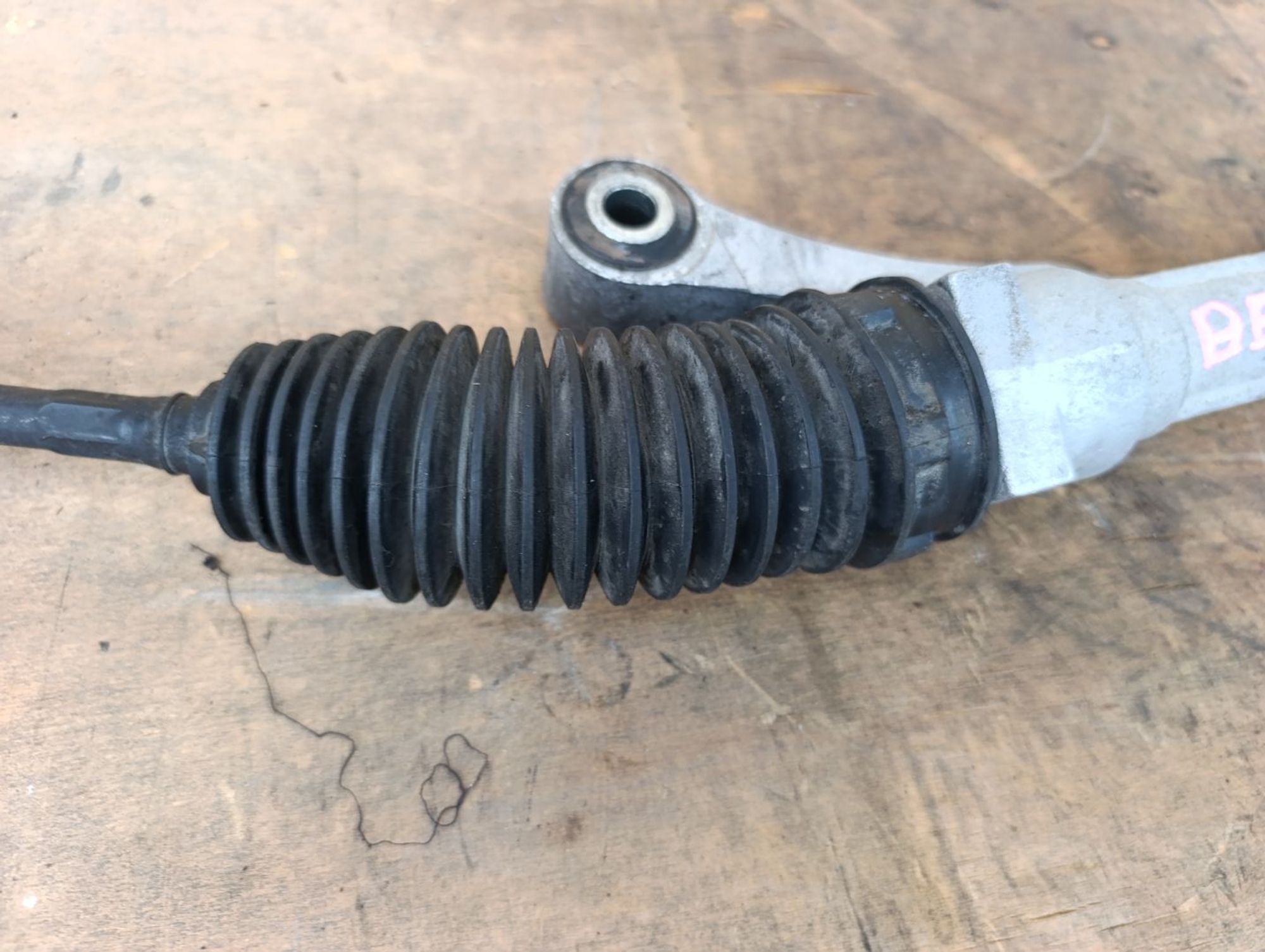 https://ycs.partsauto.market/partsauto-images/thmbs/userImages/d9b05010c61782443e0b3e264cf05921/part/1a411646-09ae-4905-9ee9-6651ce90cc40_1784385361936.jpg