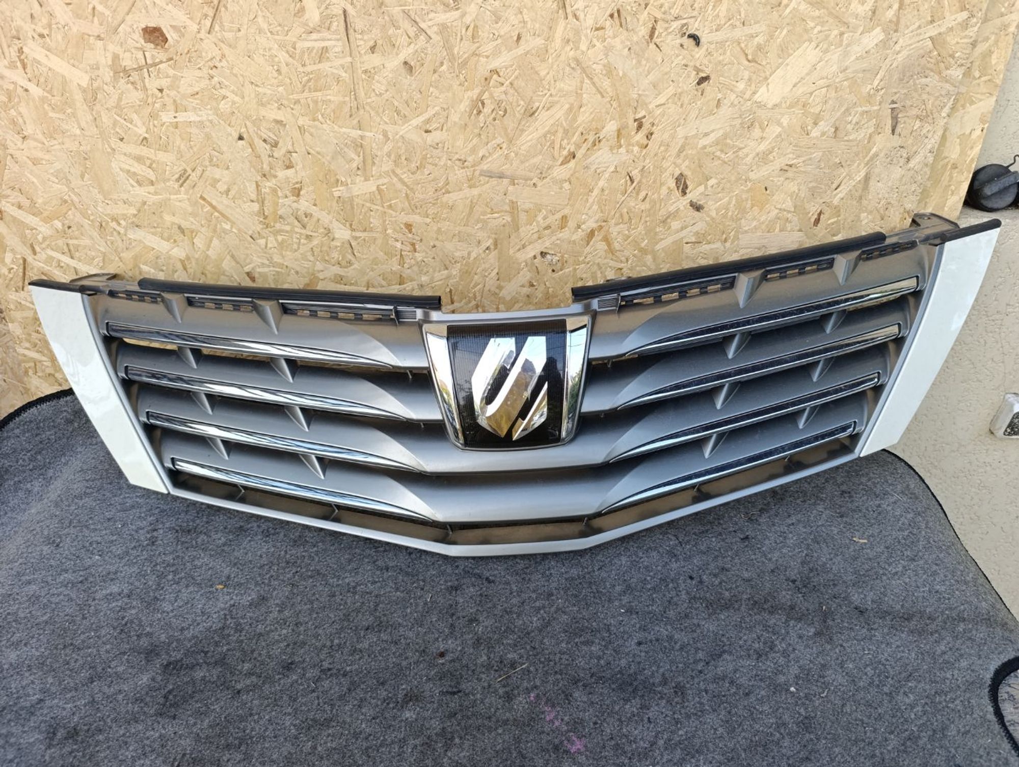 https://ycs.partsauto.market/partsauto-images/thmbs/userImages/d9b05010c61782443e0b3e264cf05921/part/1a7e2d4d-1d0f-459f-bf93-19b8fe877f3c_1783521439286.jpg