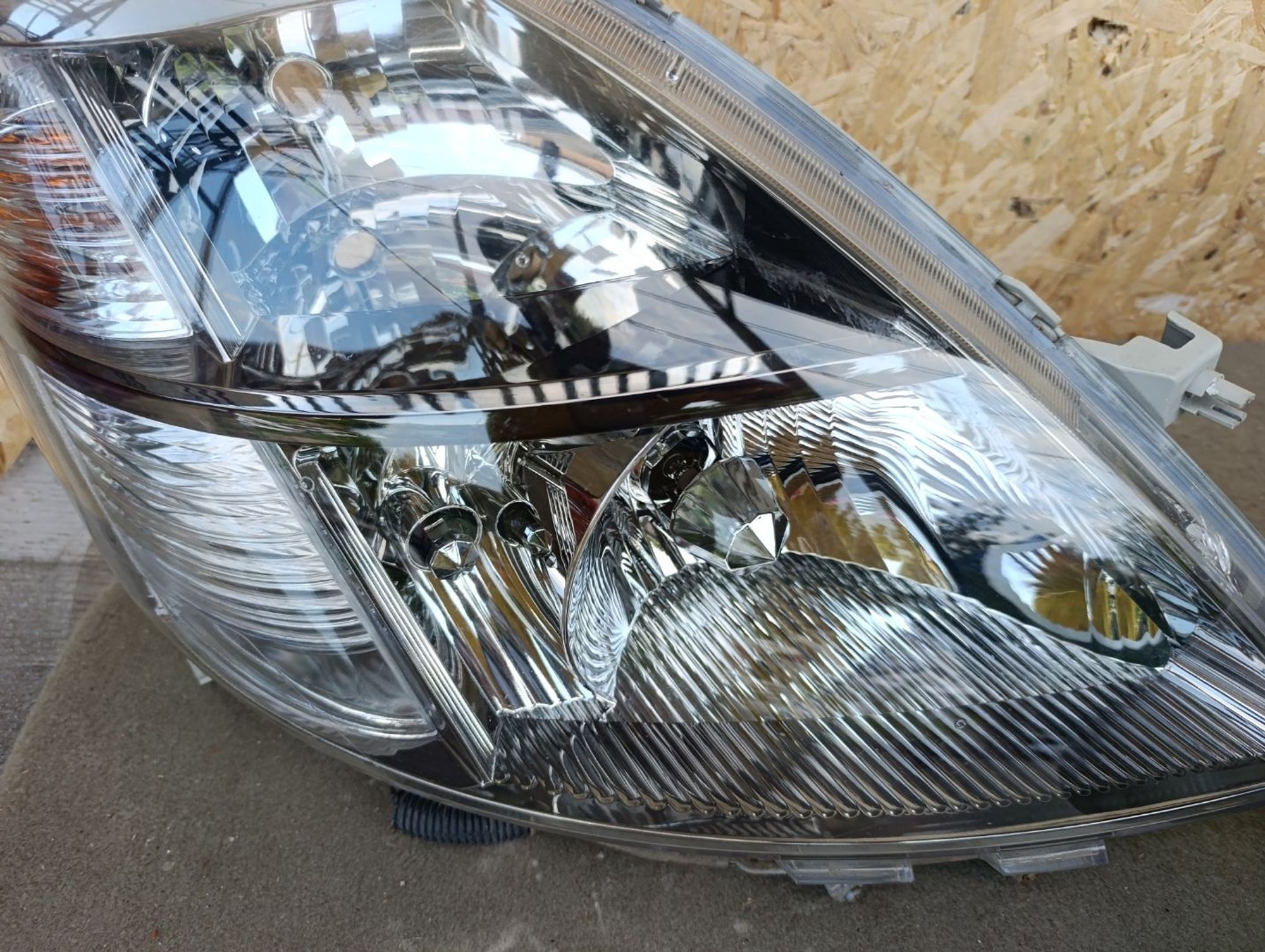 https://ycs.partsauto.market/partsauto-images/thmbs/userImages/d9b05010c61782443e0b3e264cf05921/part/1ad8f0e0-4dcd-4d22-b820-48ad922ebb9d_1784992474002.jpg