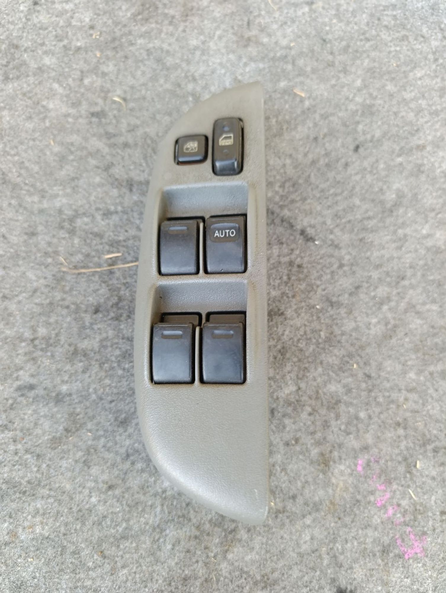 https://ycs.partsauto.market/partsauto-images/thmbs/userImages/d9b05010c61782443e0b3e264cf05921/part/1be01519-4e7c-4697-b744-e45ac1454709_1783432590600.jpg