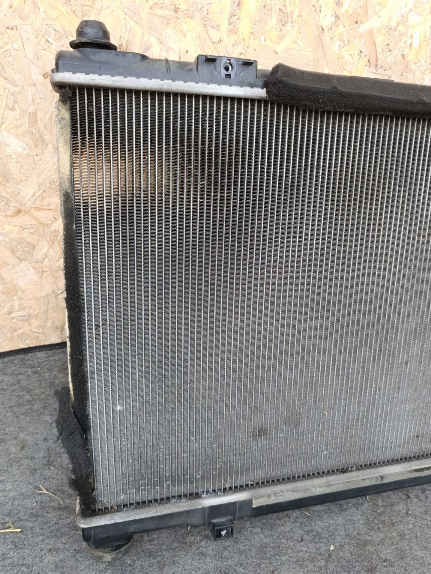 https://ycs.partsauto.market/partsauto-images/thmbs/userImages/d9b05010c61782443e0b3e264cf05921/part/1d6b3e42-fe23-4a15-b85f-2b771b37dea9_1781098166416.jpg