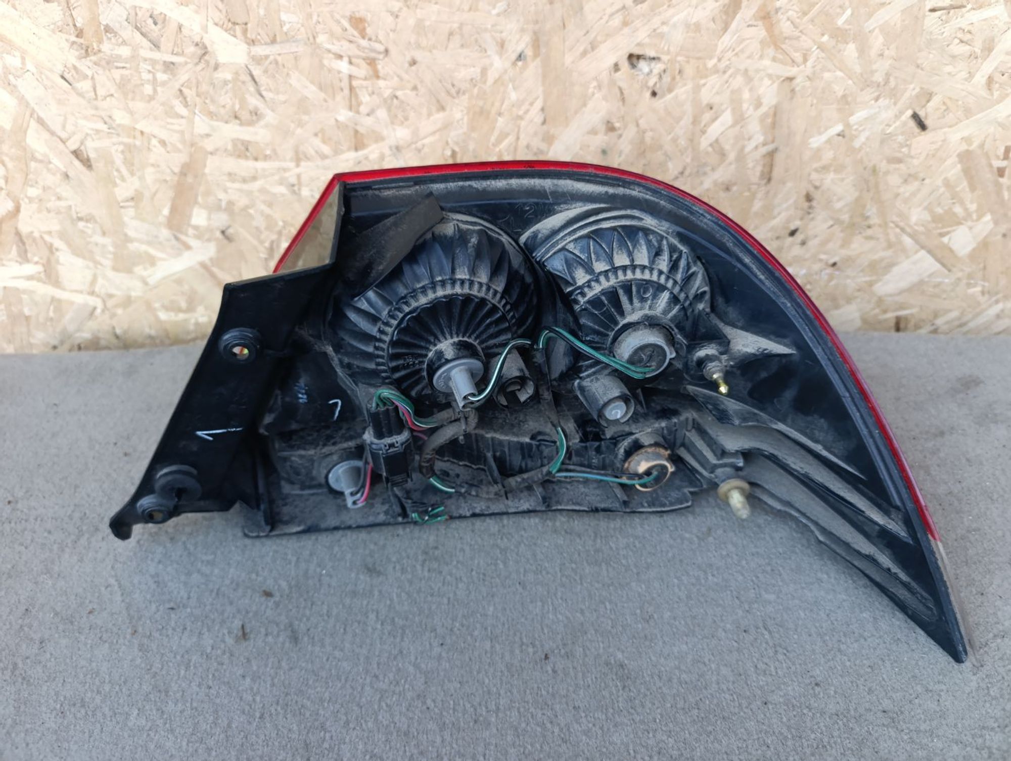 https://ycs.partsauto.market/partsauto-images/thmbs/userImages/d9b05010c61782443e0b3e264cf05921/part/1e3f83a8-468e-4e76-99e1-23930179724f_1784477875493.jpg