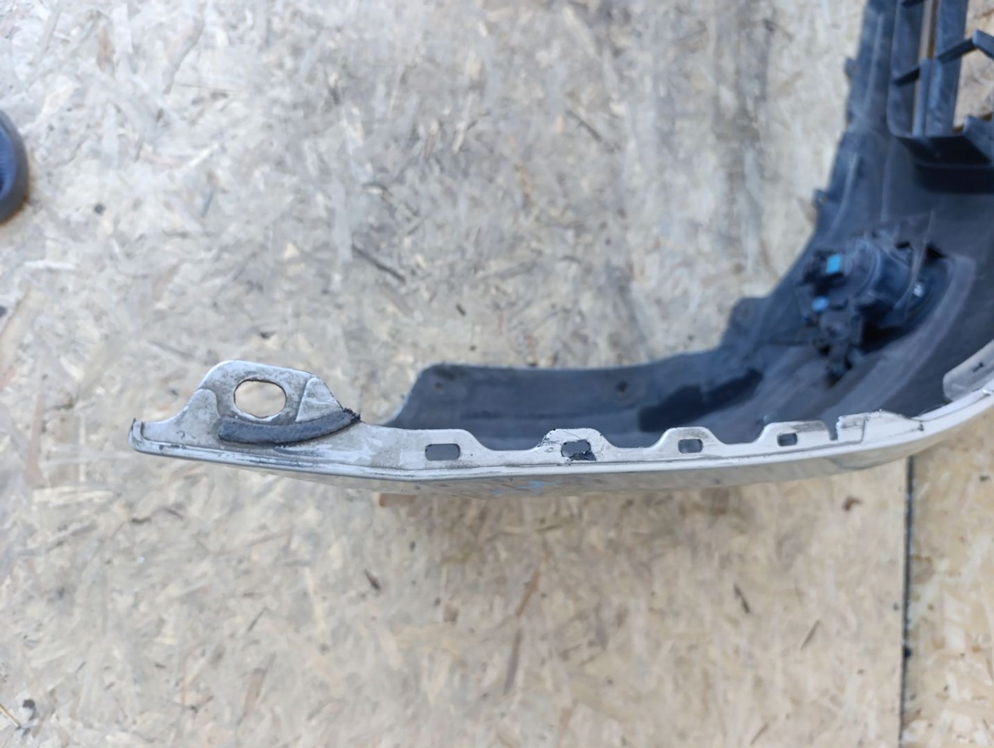 https://ycs.partsauto.market/partsauto-images/thmbs/userImages/d9b05010c61782443e0b3e264cf05921/part/1e4fd24d-3850-4803-9521-4a72ffd1b3a5_1782484983415.jpg