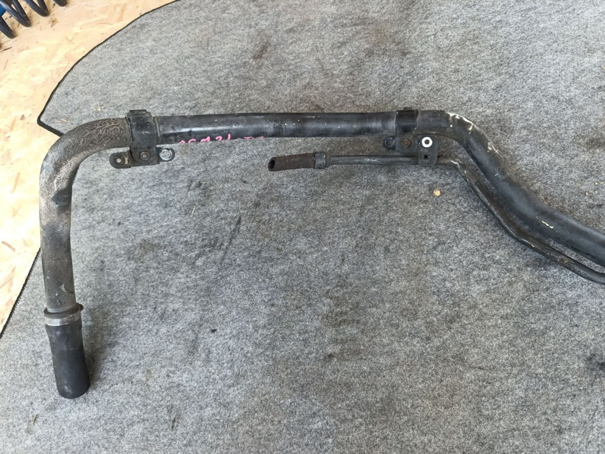 Горловина топливного бака Toyota Ipsum acm21, 4000 рублей, Ленина