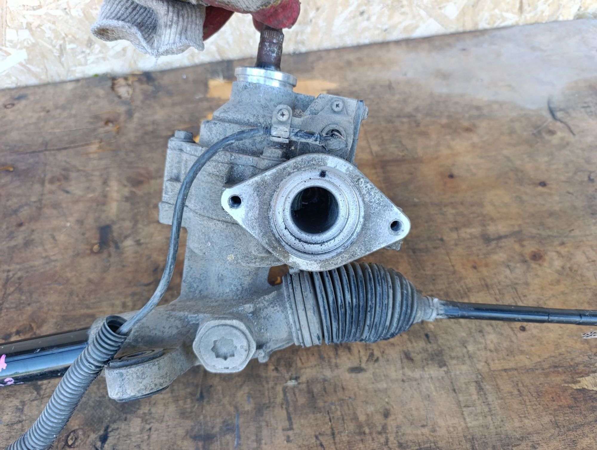 https://ycs.partsauto.market/partsauto-images/thmbs/userImages/d9b05010c61782443e0b3e264cf05921/part/1eb052a4-4f1a-40c1-bfc6-a88b96931a0b_1786884295558.jpg