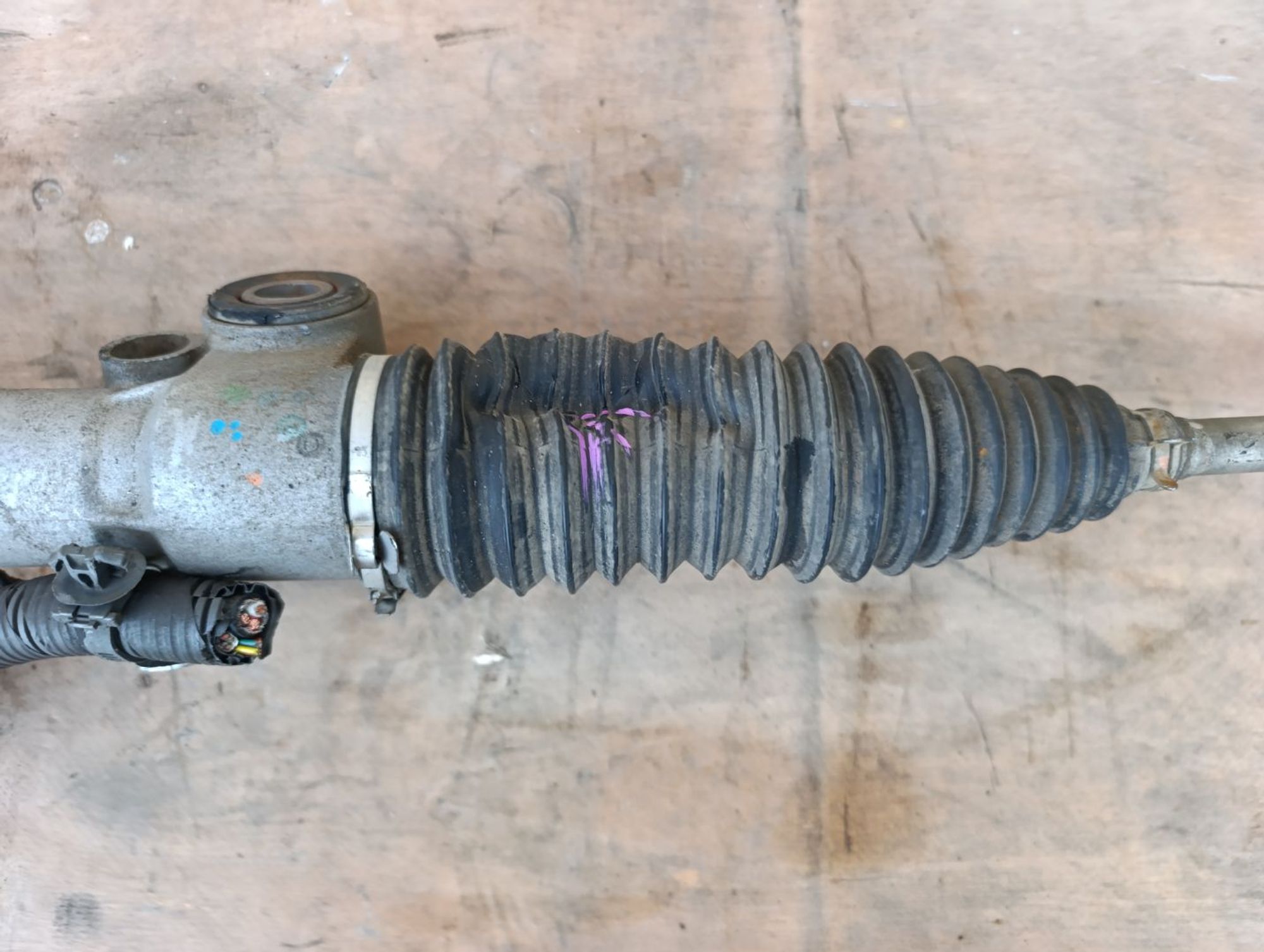 https://ycs.partsauto.market/partsauto-images/thmbs/userImages/d9b05010c61782443e0b3e264cf05921/part/1f0dd137-4ede-4cbf-b6b9-aa9e3bce1114_1784218815877.jpg