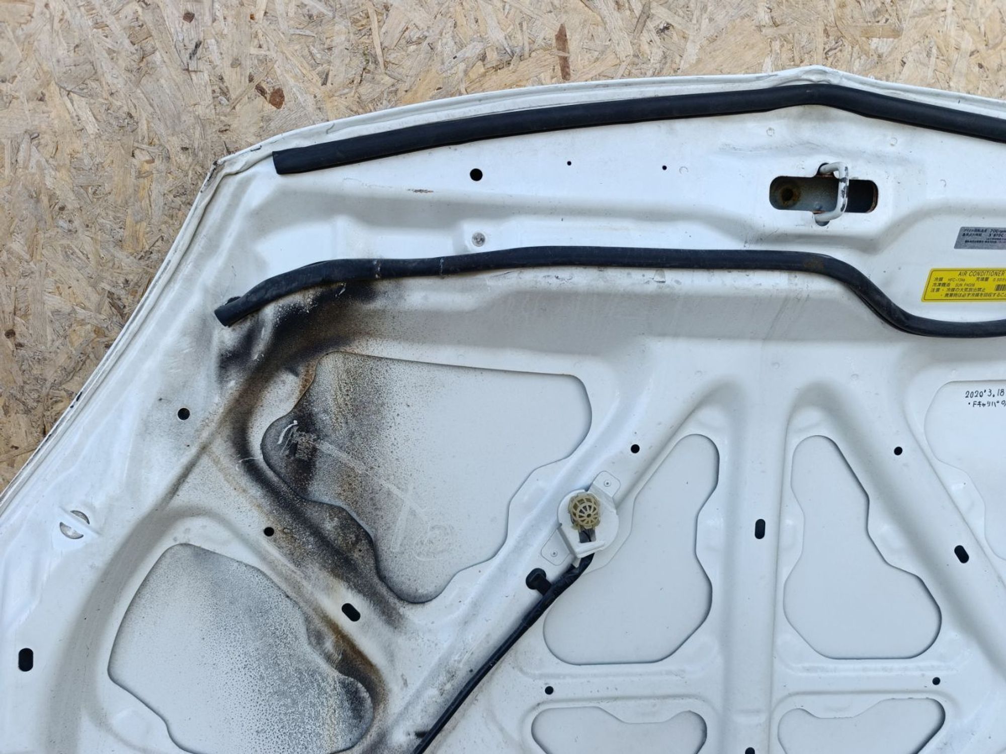 https://ycs.partsauto.market/partsauto-images/thmbs/userImages/d9b05010c61782443e0b3e264cf05921/part/1f3b31a1-c70f-42ad-a9b8-dd8df295dc10_1781786065690.jpg