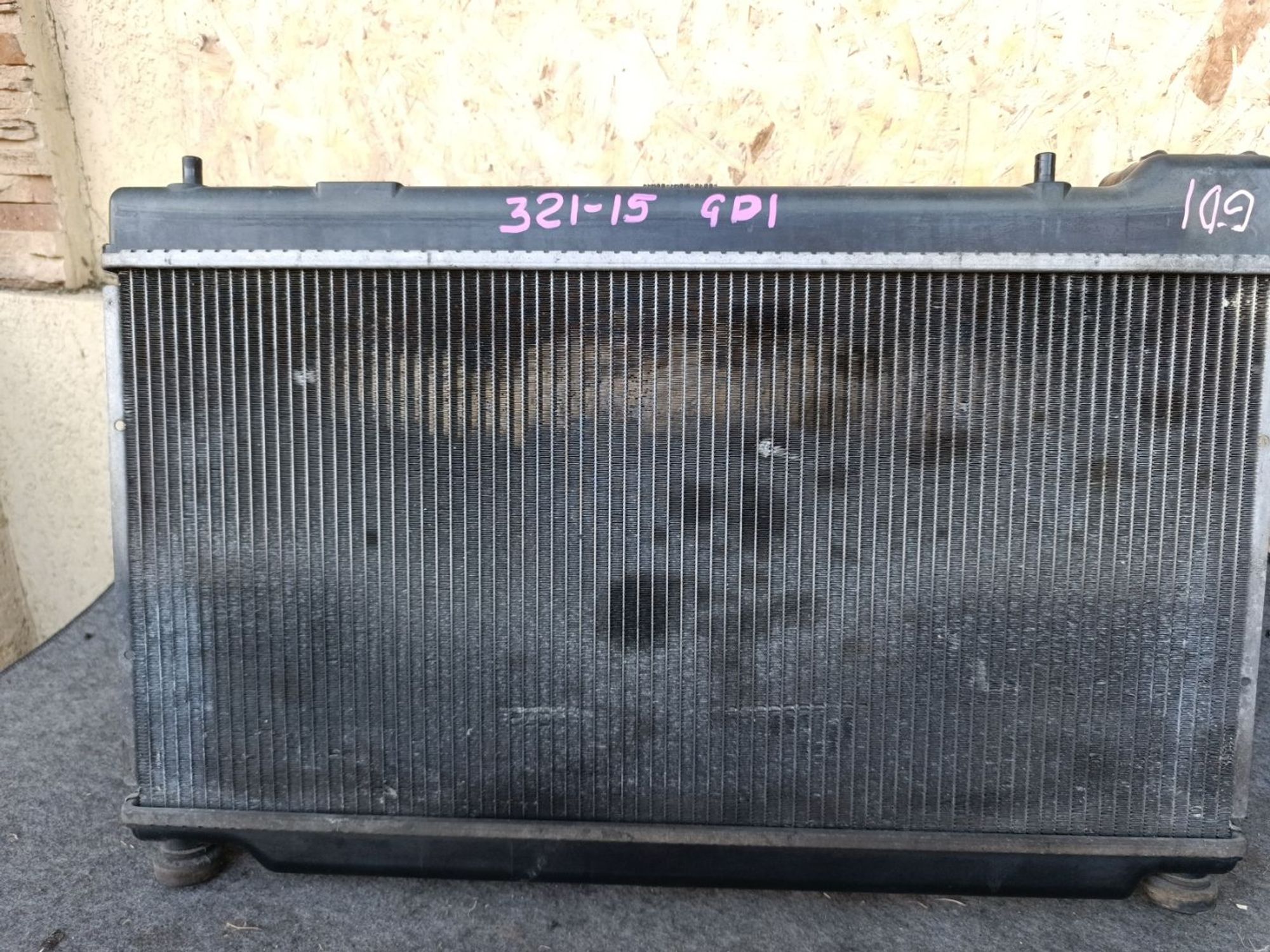 https://ycs.partsauto.market/partsauto-images/thmbs/userImages/d9b05010c61782443e0b3e264cf05921/part/1f538f22-2fff-484d-a118-23702975b453_1781624265782.jpg