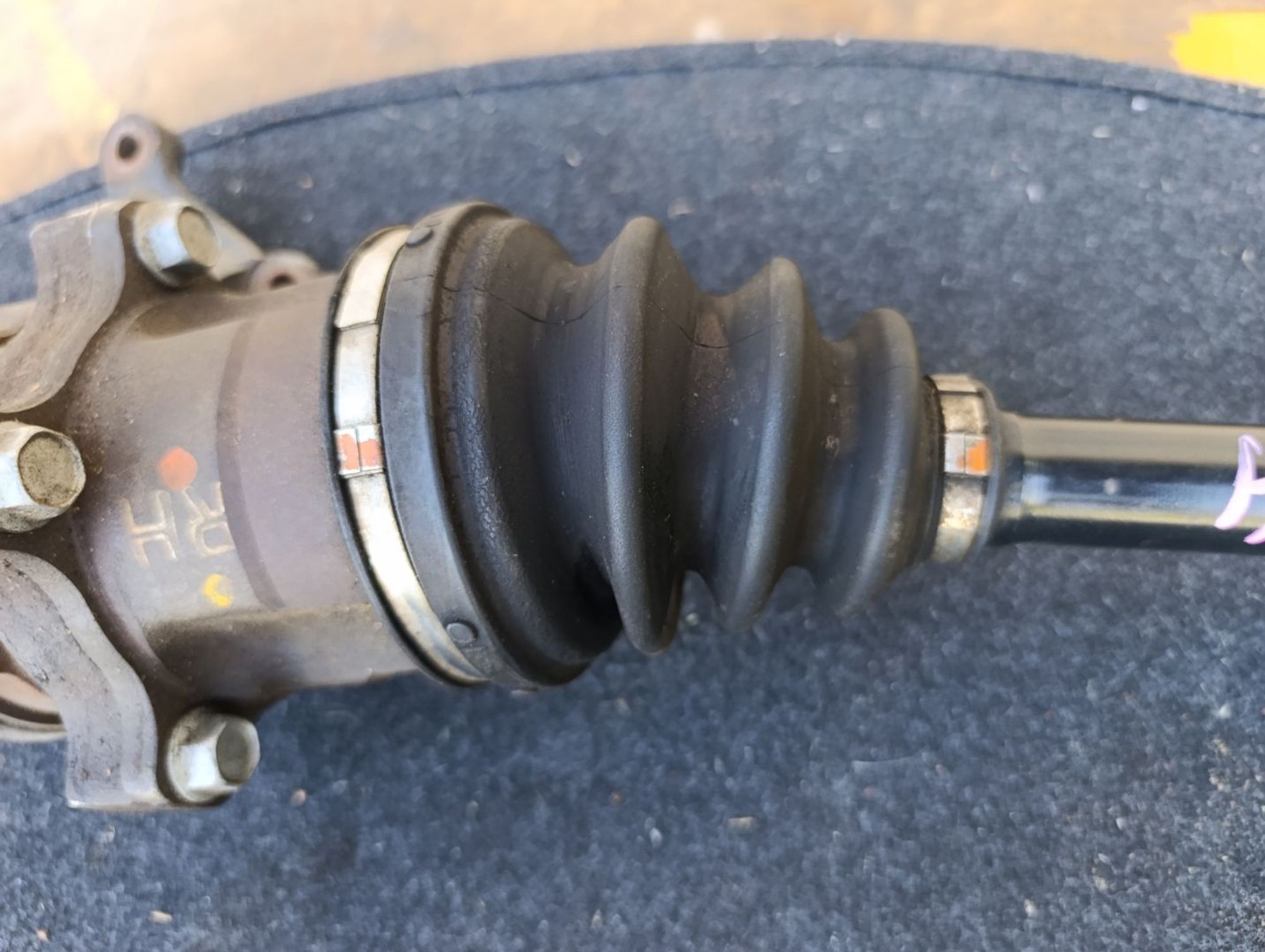 https://ycs.partsauto.market/partsauto-images/thmbs/userImages/d9b05010c61782443e0b3e264cf05921/part/2127b500-ac86-4ba9-bf0d-1efae82dbf25_1786972127552.jpg