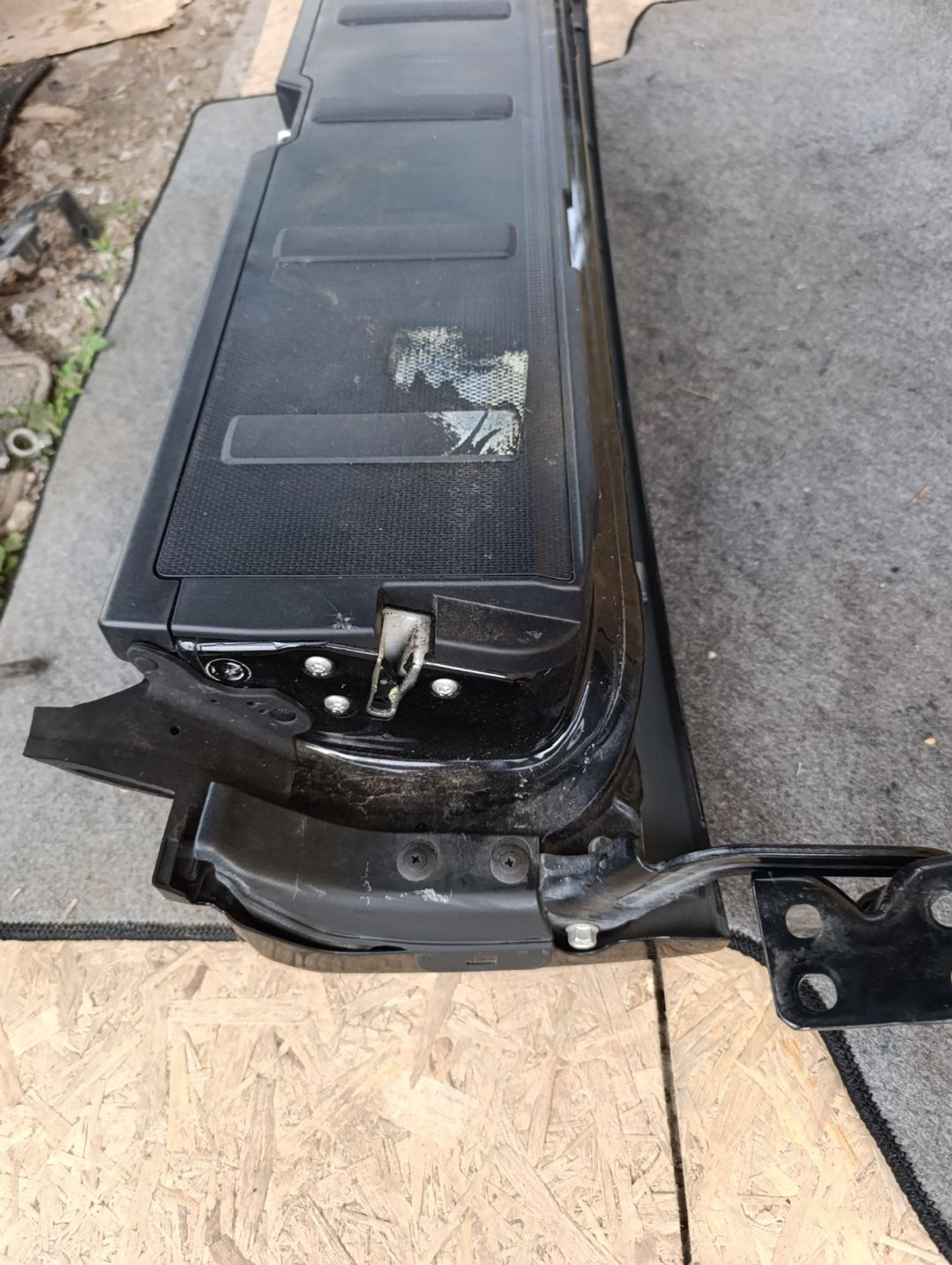 https://ycs.partsauto.market/partsauto-images/thmbs/userImages/d9b05010c61782443e0b3e264cf05921/part/2158339f-e9bd-48ed-8c80-e84d8d3a1056_1783526952701.jpg