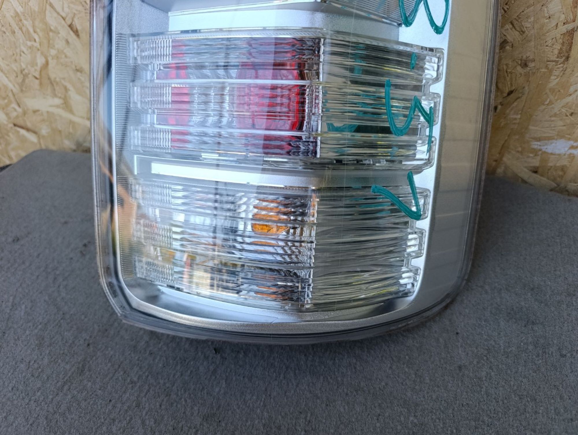 https://ycs.partsauto.market/partsauto-images/thmbs/userImages/d9b05010c61782443e0b3e264cf05921/part/23408831-96e1-4ce2-8d8c-d17c08de705c_1784556749061.jpg