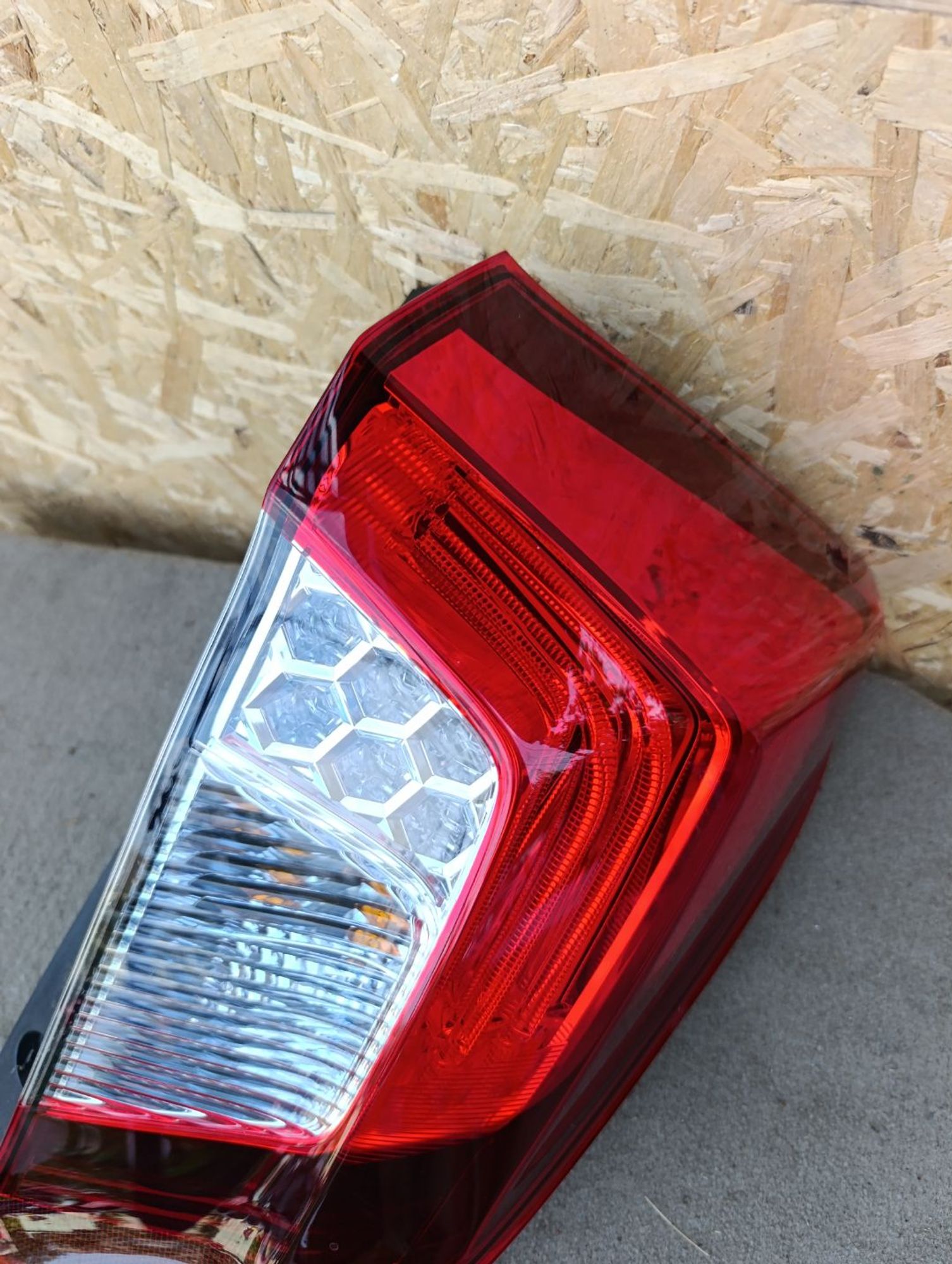 https://ycs.partsauto.market/partsauto-images/thmbs/userImages/d9b05010c61782443e0b3e264cf05921/part/2355c903-b445-44f5-af4f-8935876d280f_1784730973055.jpg