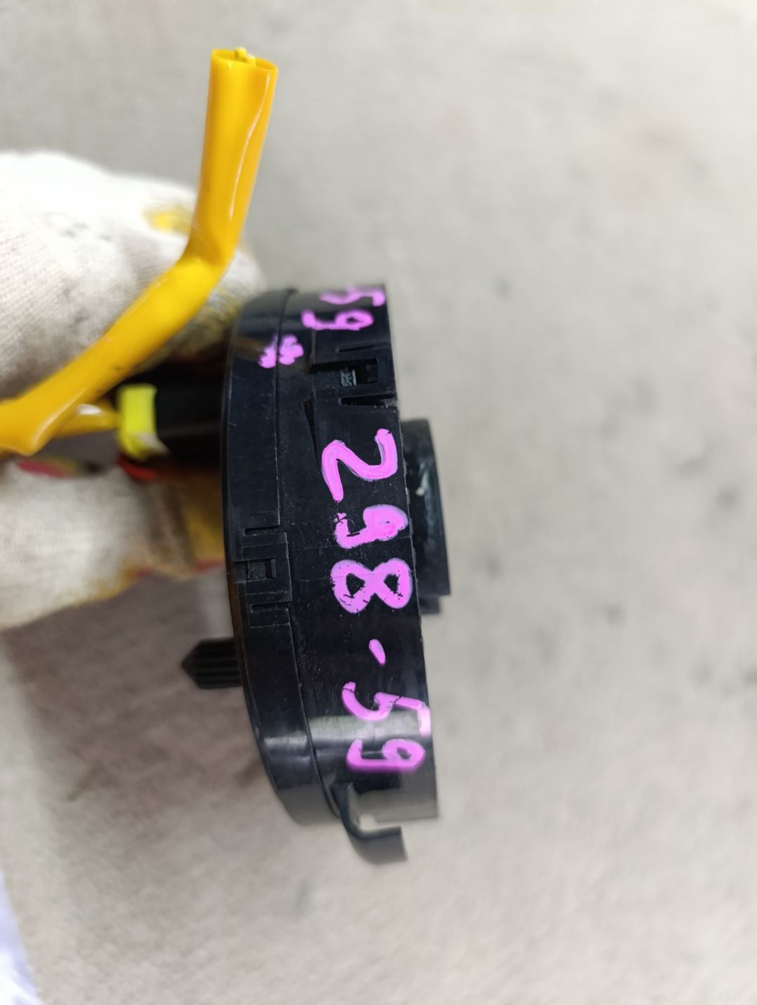 https://ycs.partsauto.market/partsauto-images/thmbs/userImages/d9b05010c61782443e0b3e264cf05921/part/2357d7c7-9294-4bfe-b04c-000188c82572_1750072808806.jpg