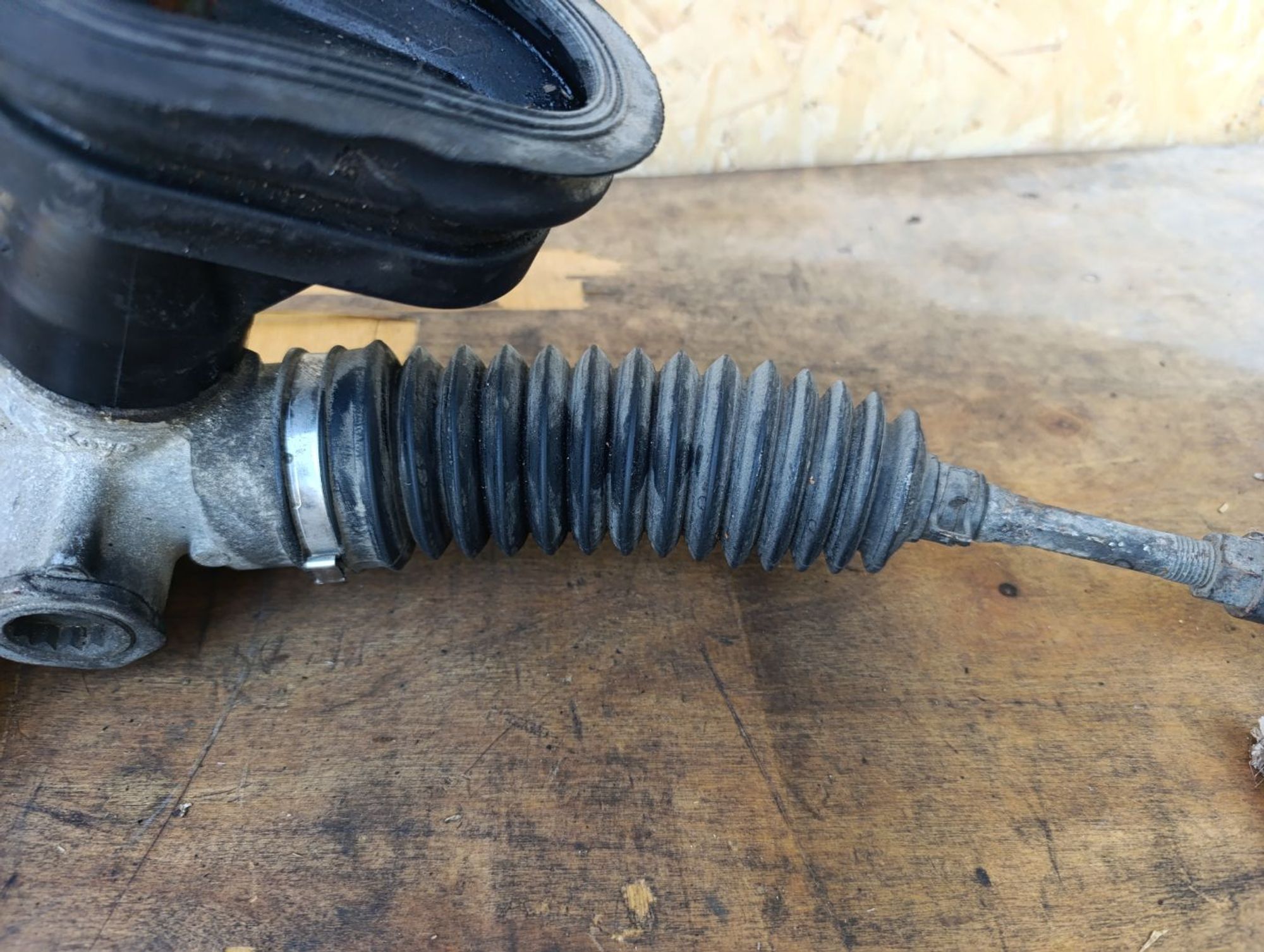 https://ycs.partsauto.market/partsauto-images/thmbs/userImages/d9b05010c61782443e0b3e264cf05921/part/238cb83a-d670-4731-9d3f-087694946db9_1784466669931.jpg