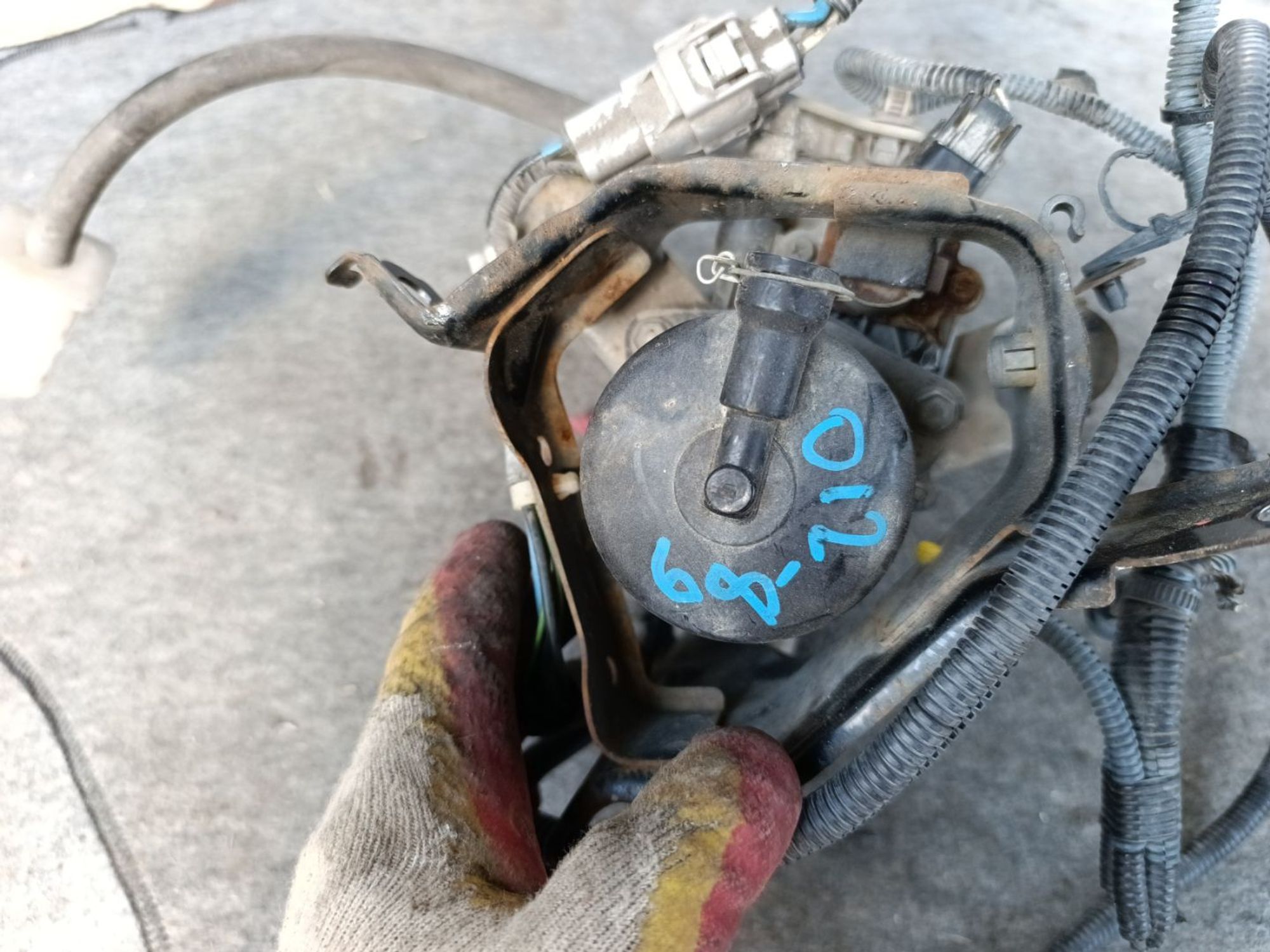 https://ycs.partsauto.market/partsauto-images/thmbs/userImages/d9b05010c61782443e0b3e264cf05921/part/23a750e5-dba8-4fdd-8379-4539c454ca6c_1781611457746.jpg