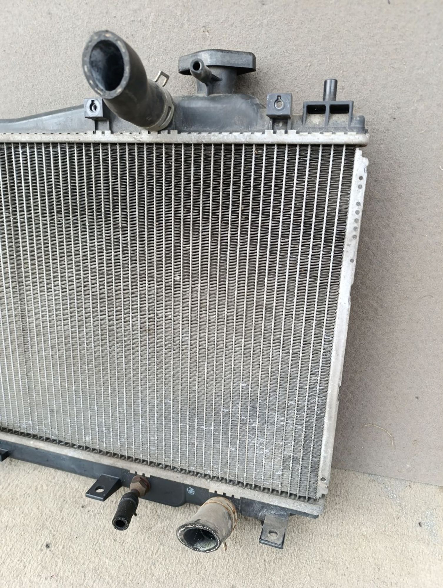 https://ycs.partsauto.market/partsauto-images/thmbs/userImages/d9b05010c61782443e0b3e264cf05921/part/244a10ce-32f6-411a-a56c-d16df2aa6243_1737795153310.jpg