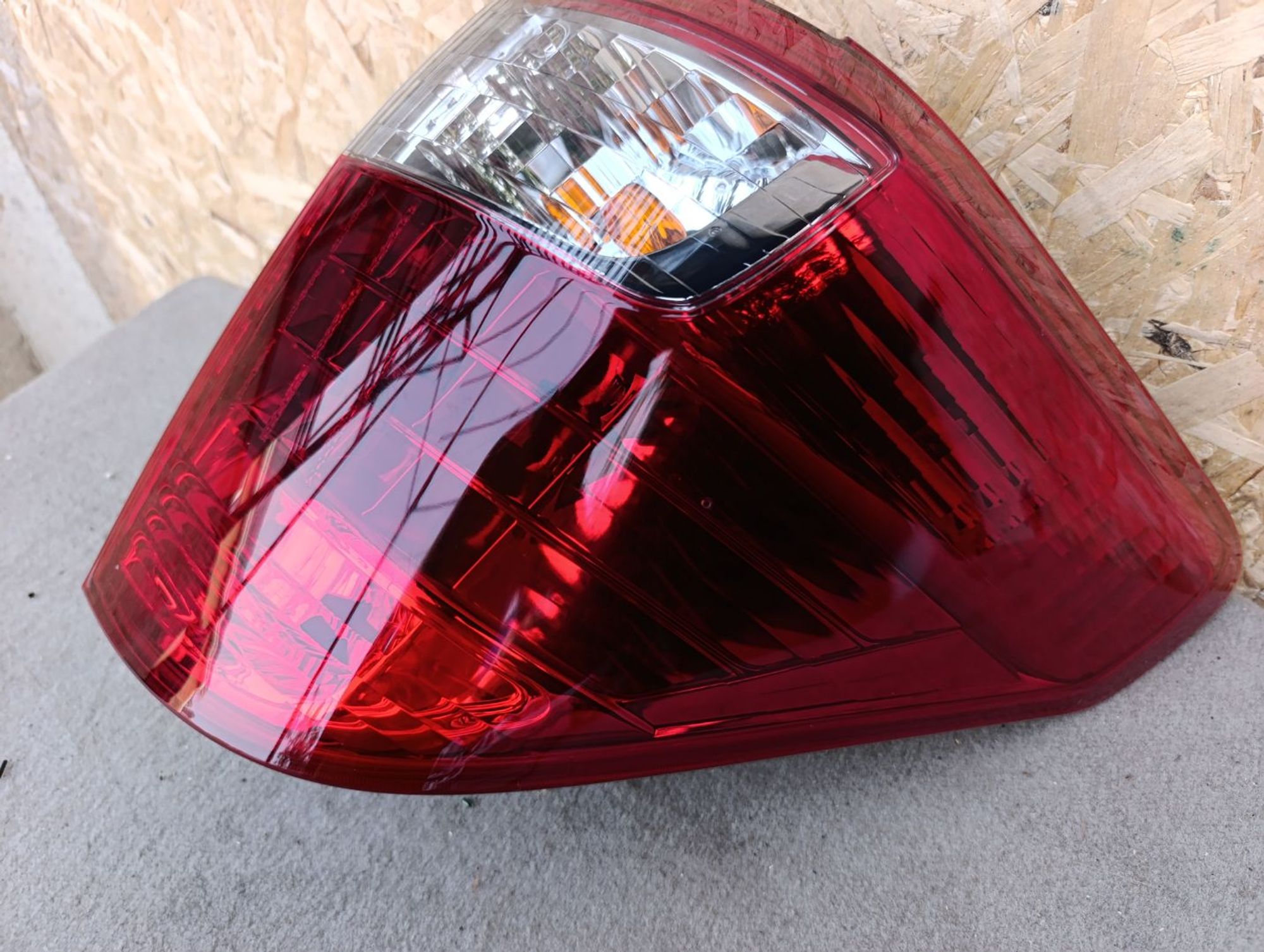https://ycs.partsauto.market/partsauto-images/thmbs/userImages/d9b05010c61782443e0b3e264cf05921/part/25208a40-da38-40f7-a832-a141fa28e5f7_1784734009146.jpg