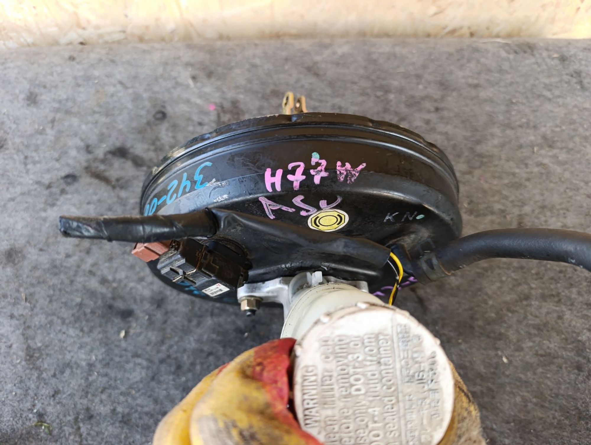 https://ycs.partsauto.market/partsauto-images/thmbs/userImages/d9b05010c61782443e0b3e264cf05921/part/255b4e1c-cf63-4ded-82c8-fb6799268d42_1783751893710.jpg