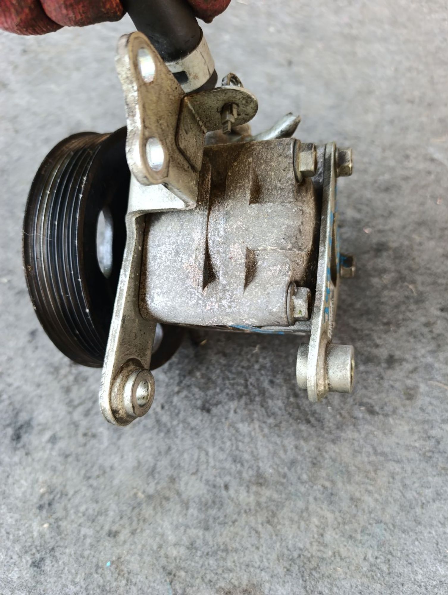 https://ycs.partsauto.market/partsauto-images/thmbs/userImages/d9b05010c61782443e0b3e264cf05921/part/25851bb4-1b31-4ee2-ae6b-13fbf81a7b20_1783512466338.jpg