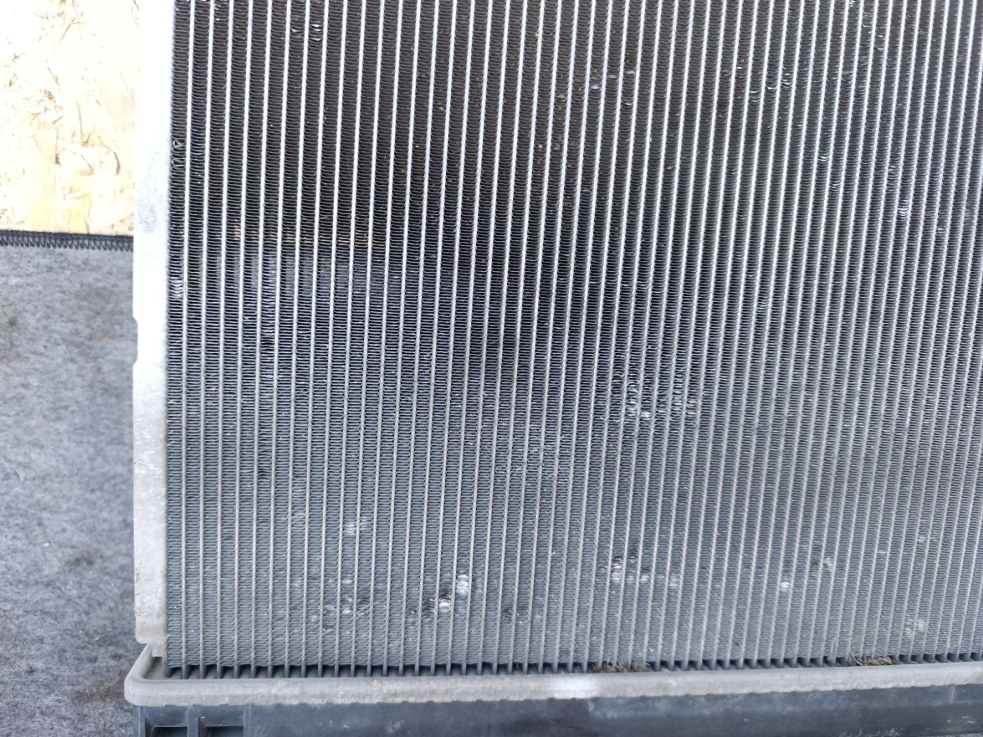 https://ycs.partsauto.market/partsauto-images/thmbs/userImages/d9b05010c61782443e0b3e264cf05921/part/258c11e6-4860-461e-b8ef-c0c8533ffdd5_1781619555091.jpg