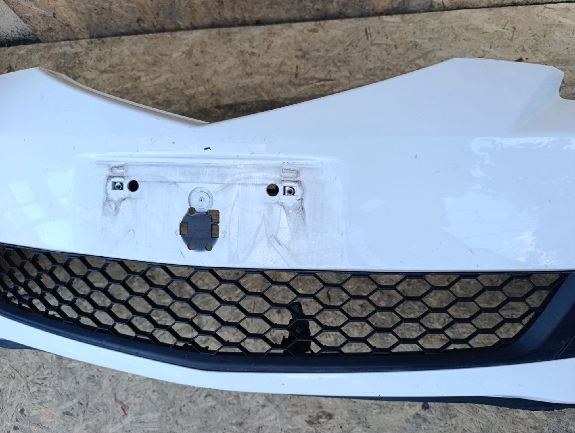 https://ycs.partsauto.market/partsauto-images/thmbs/userImages/d9b05010c61782443e0b3e264cf05921/part/25aa2da3-7fa6-453c-b12c-b9aae0c3e41d_1783093026159.jpg