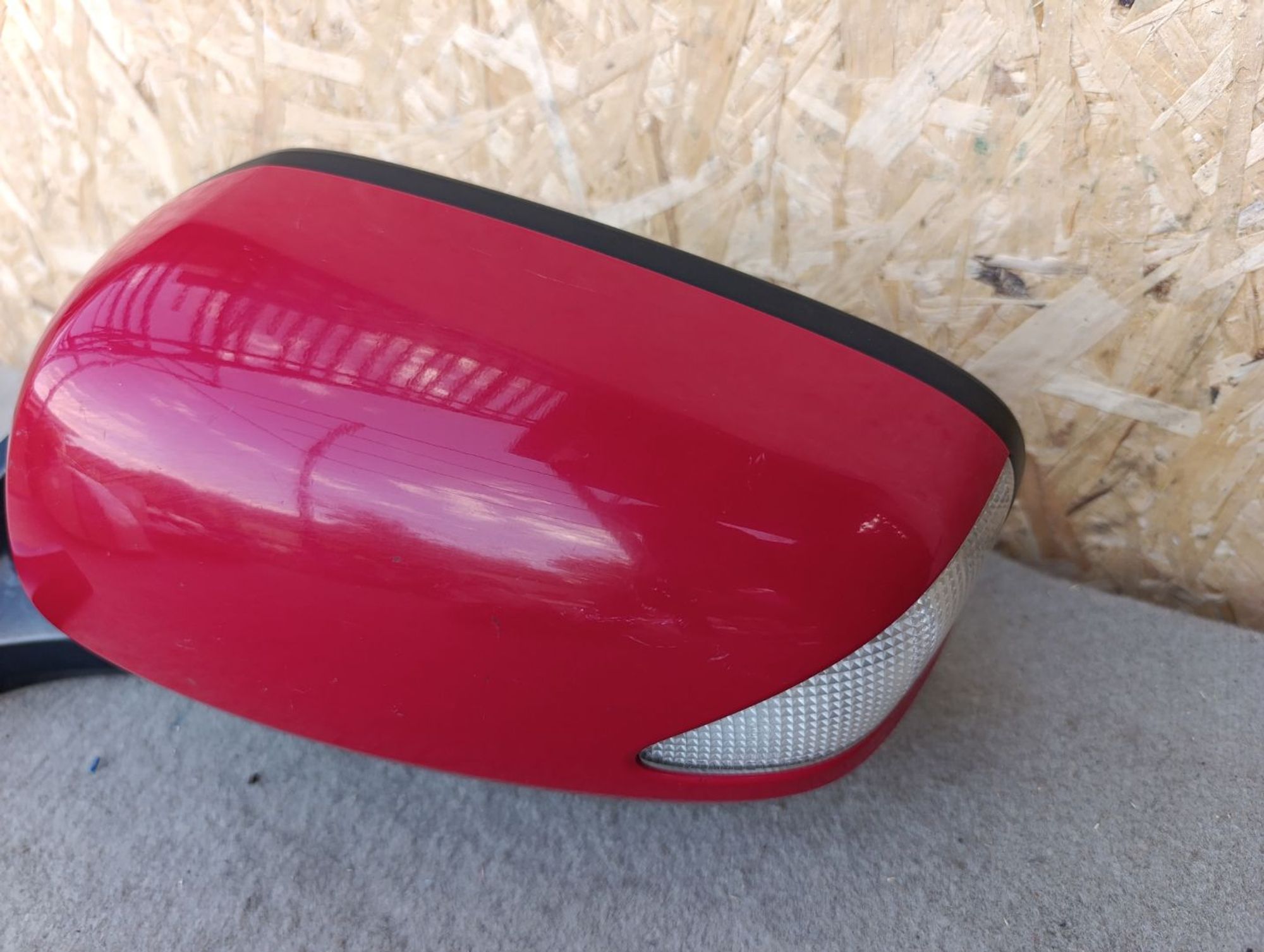 https://ycs.partsauto.market/partsauto-images/thmbs/userImages/d9b05010c61782443e0b3e264cf05921/part/2607581a-5374-418f-8cf1-05de9ac7d2de_1785767184793.jpg