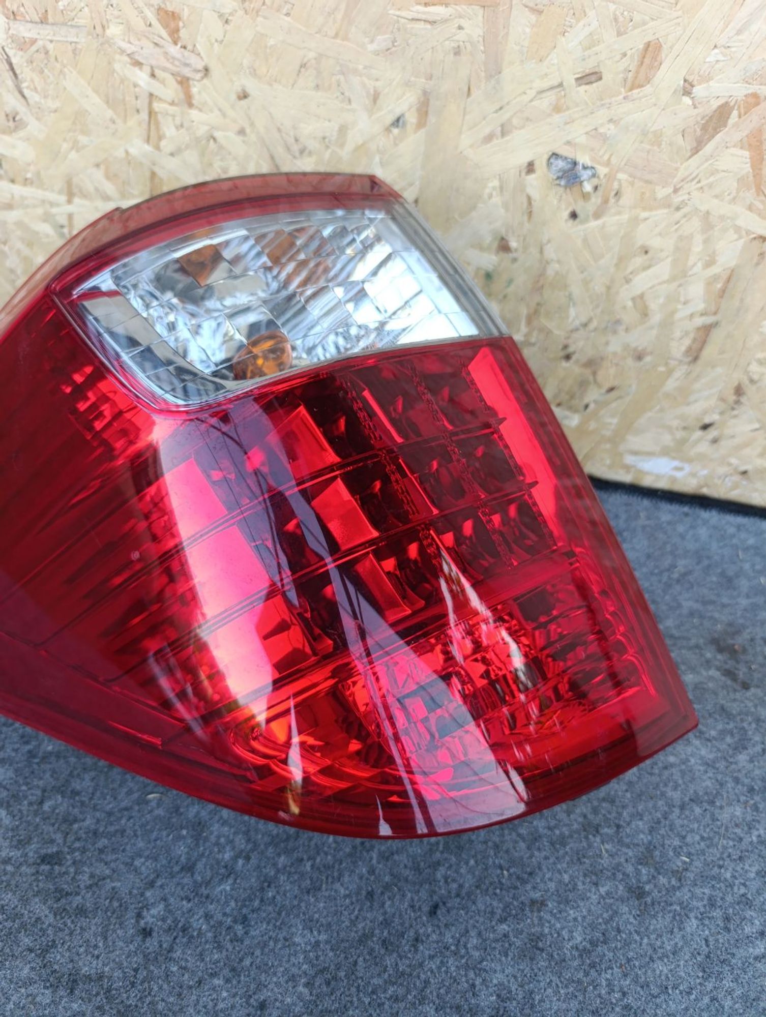 https://ycs.partsauto.market/partsauto-images/thmbs/userImages/d9b05010c61782443e0b3e264cf05921/part/26648f05-0d4a-4c67-93fe-306fc8f50606_1783439753099.jpg