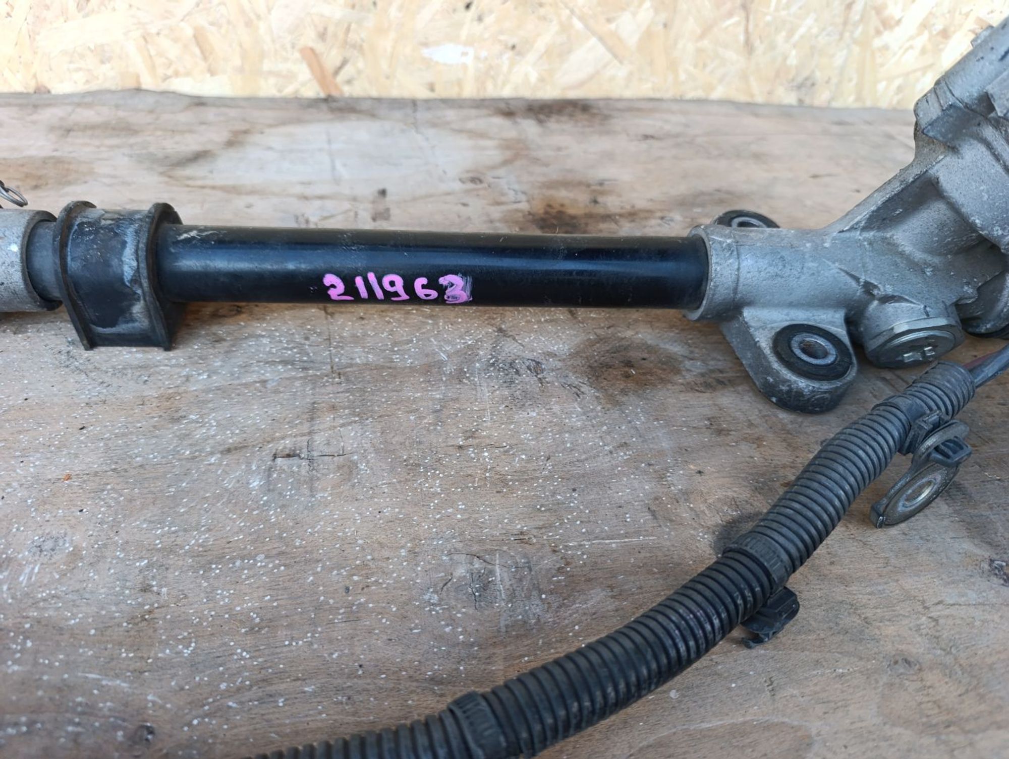 https://ycs.partsauto.market/partsauto-images/thmbs/userImages/d9b05010c61782443e0b3e264cf05921/part/26f614a4-e9c9-4183-8d1b-a027be218dca_1784131449720.jpg