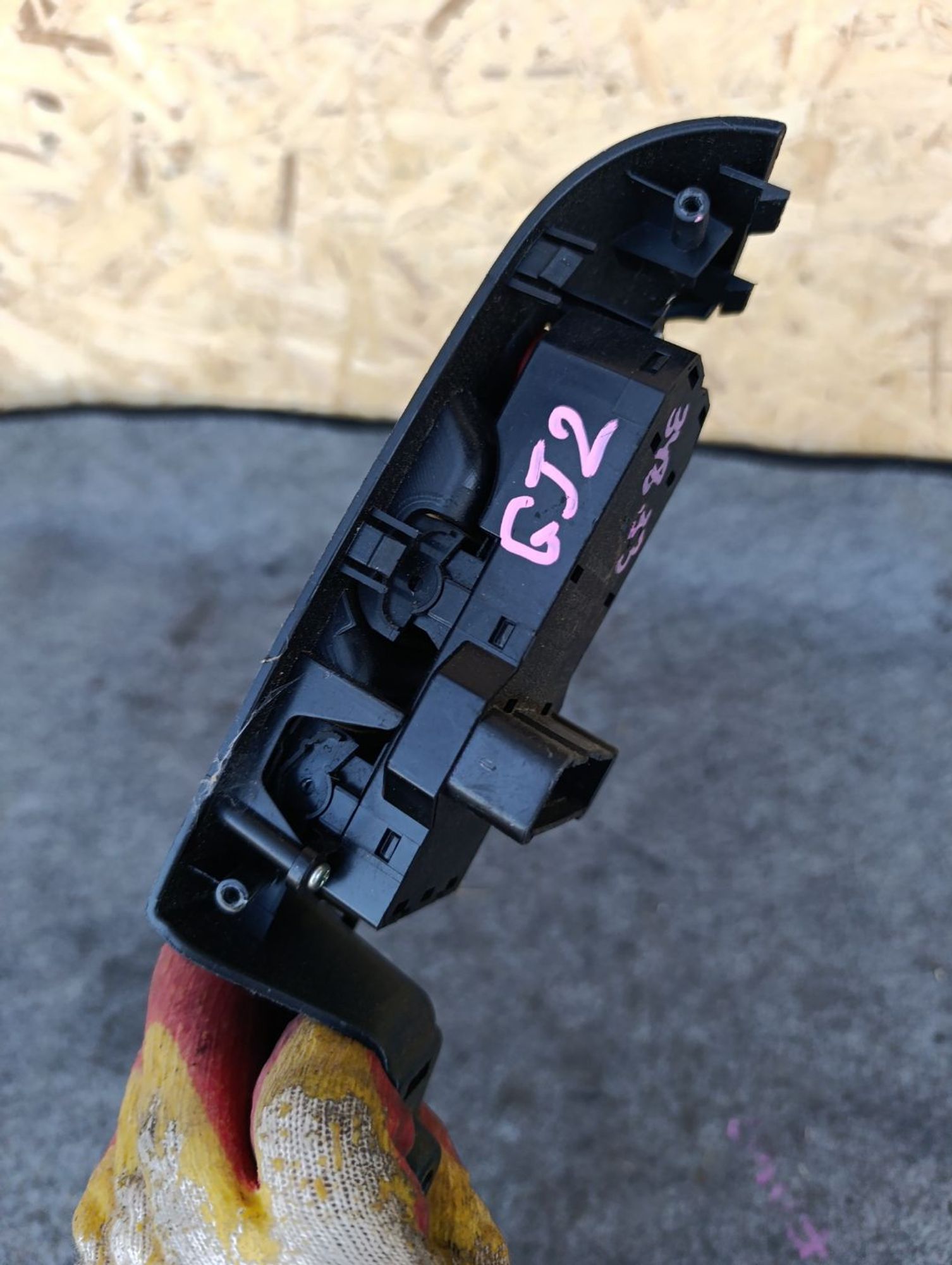 https://ycs.partsauto.market/partsauto-images/thmbs/userImages/d9b05010c61782443e0b3e264cf05921/part/272ccb74-8f68-4b5e-a125-77c45db576eb_1783432426786.jpg