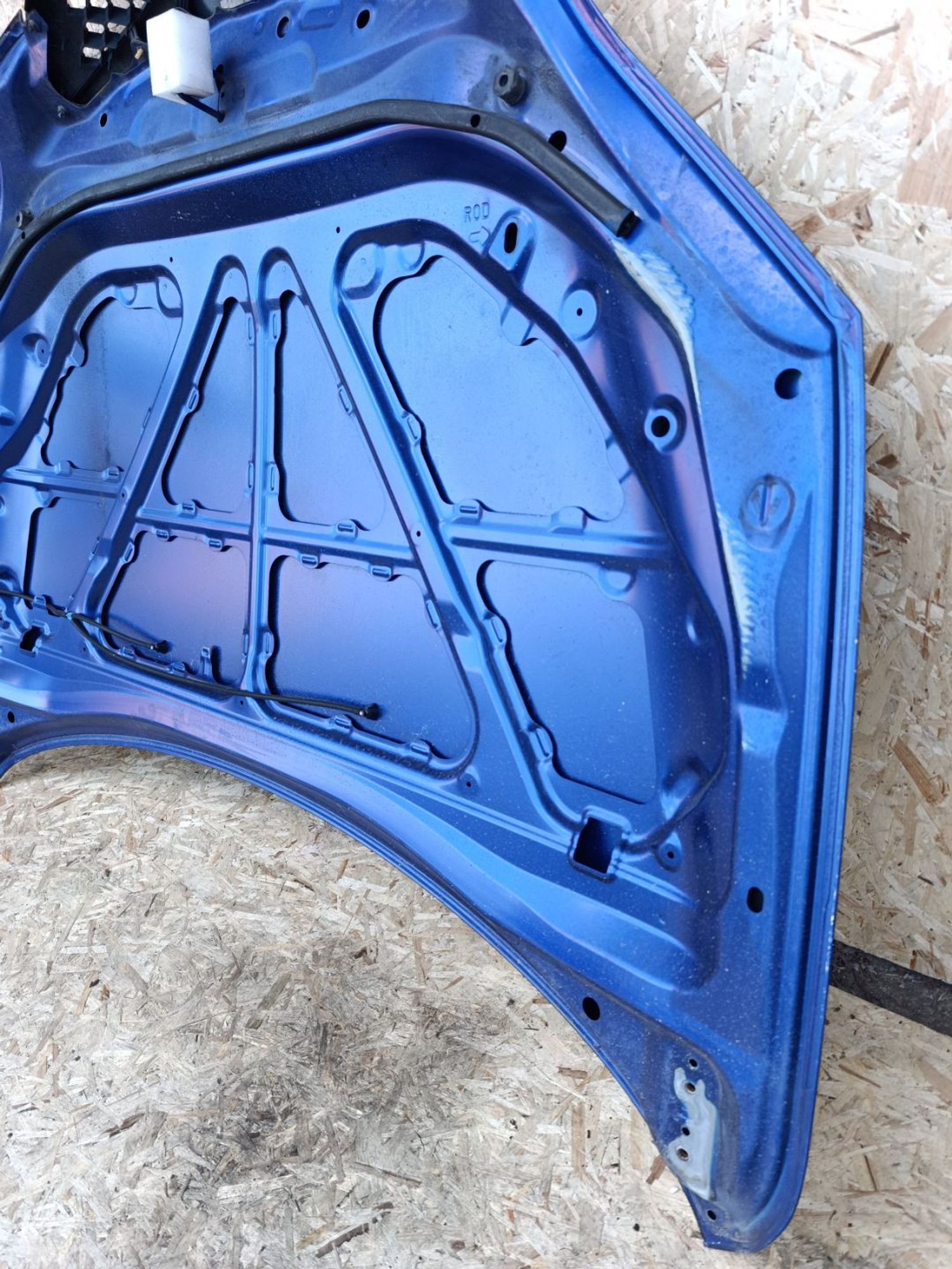https://ycs.partsauto.market/partsauto-images/thmbs/userImages/d9b05010c61782443e0b3e264cf05921/part/2868b904-bd41-4c0d-82c1-877e2b2766cb_1781707856656.jpg