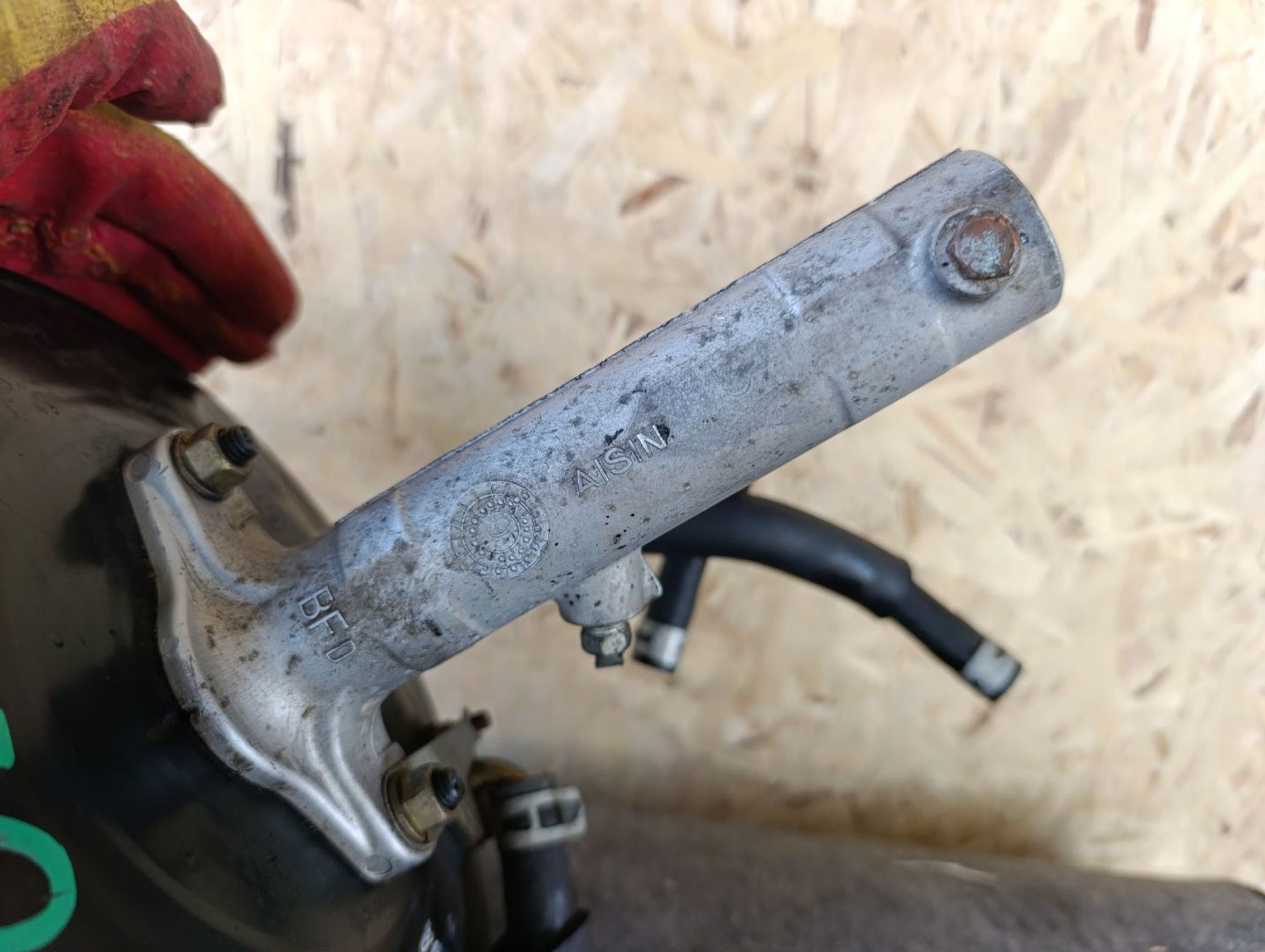 https://ycs.partsauto.market/partsauto-images/thmbs/userImages/d9b05010c61782443e0b3e264cf05921/part/29ae8f83-6db9-4d4e-8475-def98771e805_1783752276860.jpg