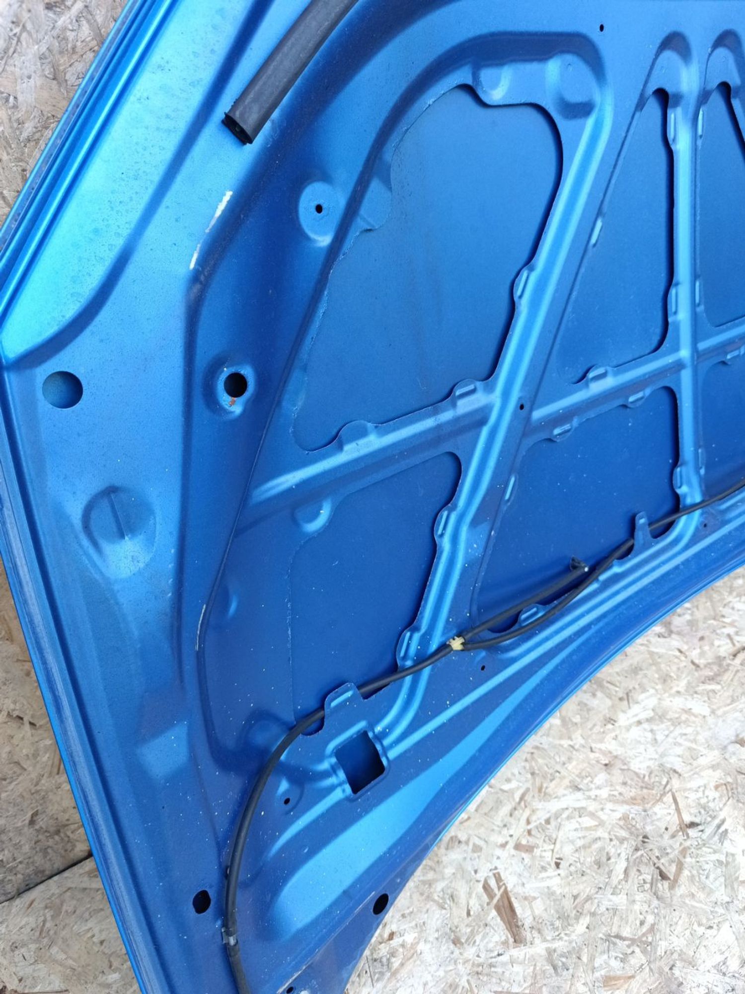 https://ycs.partsauto.market/partsauto-images/thmbs/userImages/d9b05010c61782443e0b3e264cf05921/part/2ad61cb2-5ff3-4fb8-bd2a-803befee3a0c_1781707230597.jpg