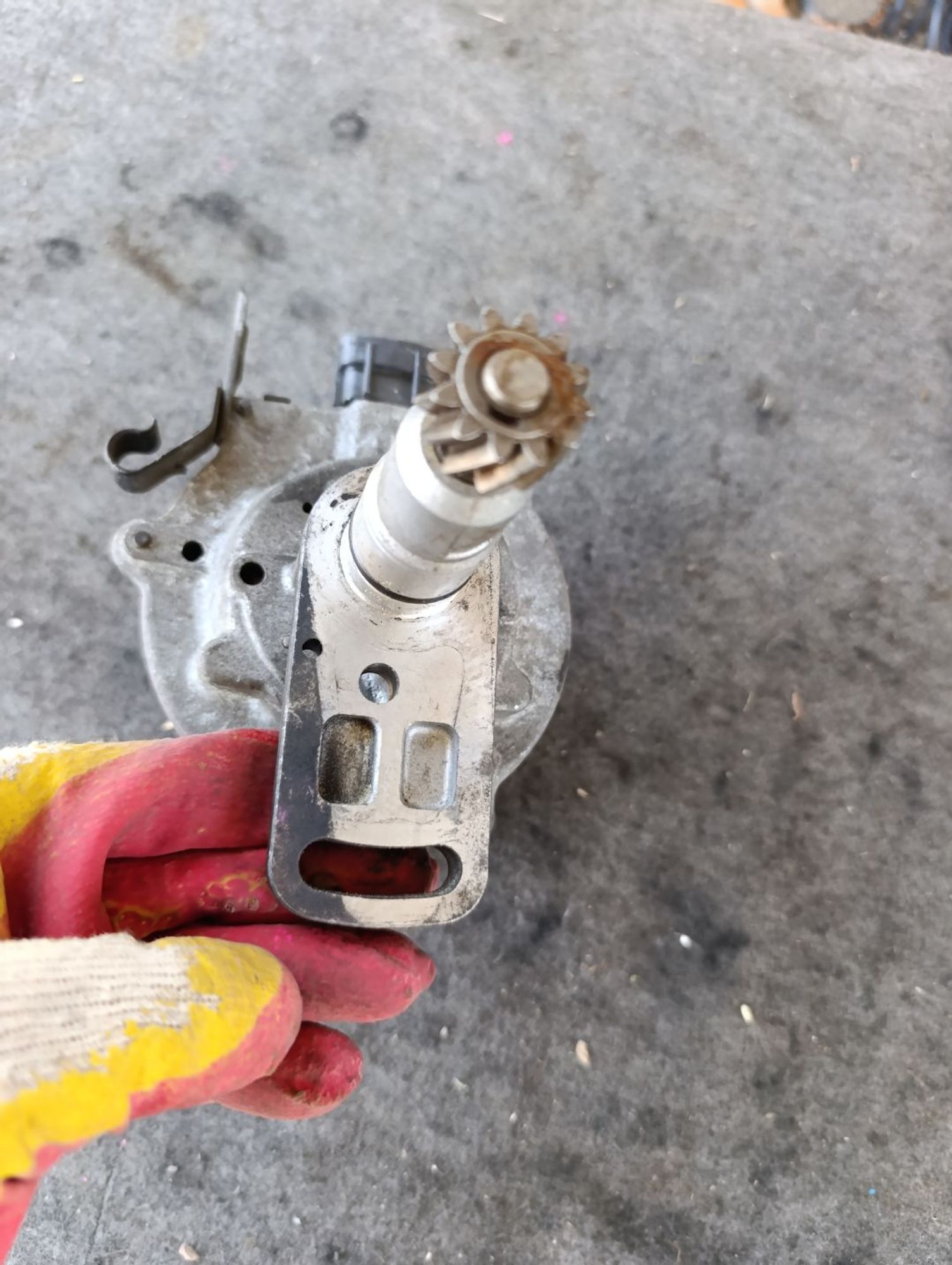 https://ycs.partsauto.market/partsauto-images/thmbs/userImages/d9b05010c61782443e0b3e264cf05921/part/2b8d2df4-7602-4ad8-a3d1-6c75445d28bb_1783589417217.jpg