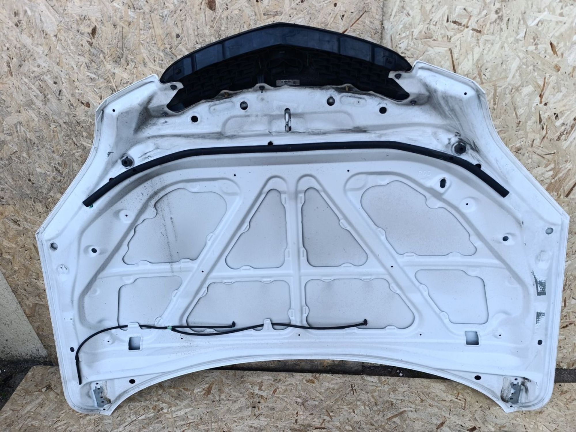 https://ycs.partsauto.market/partsauto-images/thmbs/userImages/d9b05010c61782443e0b3e264cf05921/part/2bacb20a-ed14-4cf2-a524-744cd78f7d62_1781708737134.jpg
