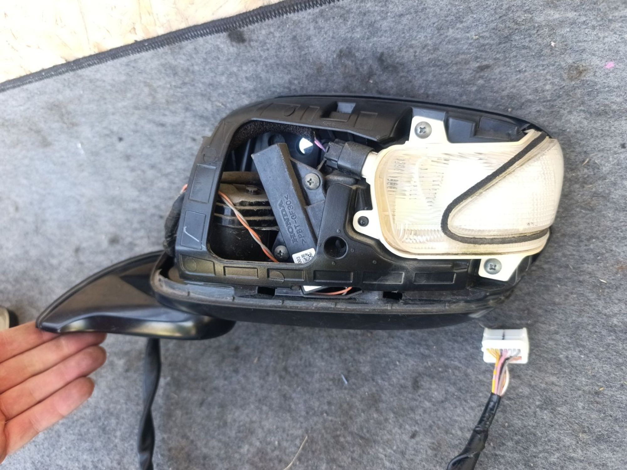 https://ycs.partsauto.market/partsauto-images/thmbs/userImages/d9b05010c61782443e0b3e264cf05921/part/2be8a6db-dea2-4e06-868a-648adb2d6495_1779107341537.jpg