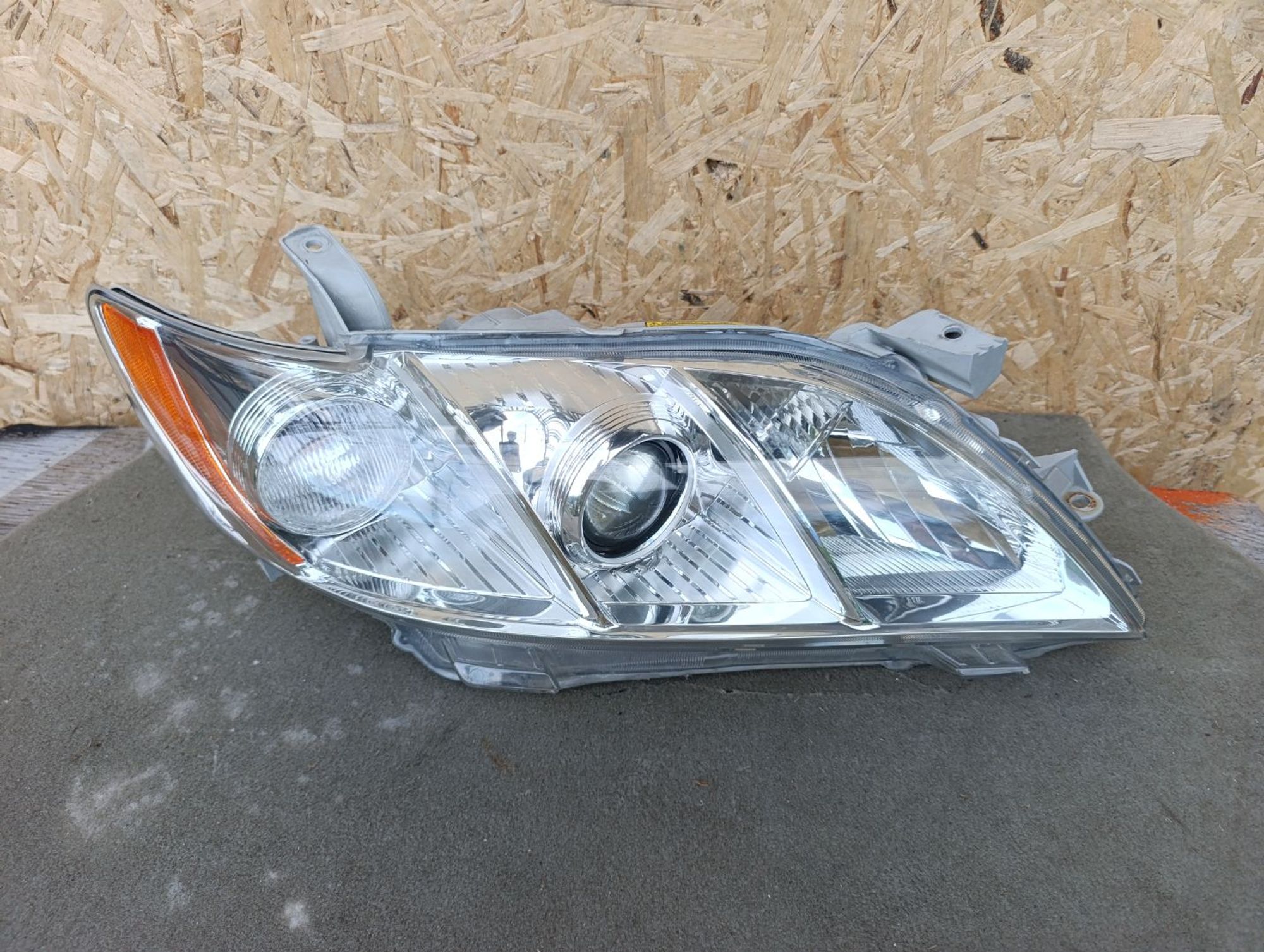 Фара правая Toyota Camry acv40, 11000 рублей, Ленина
