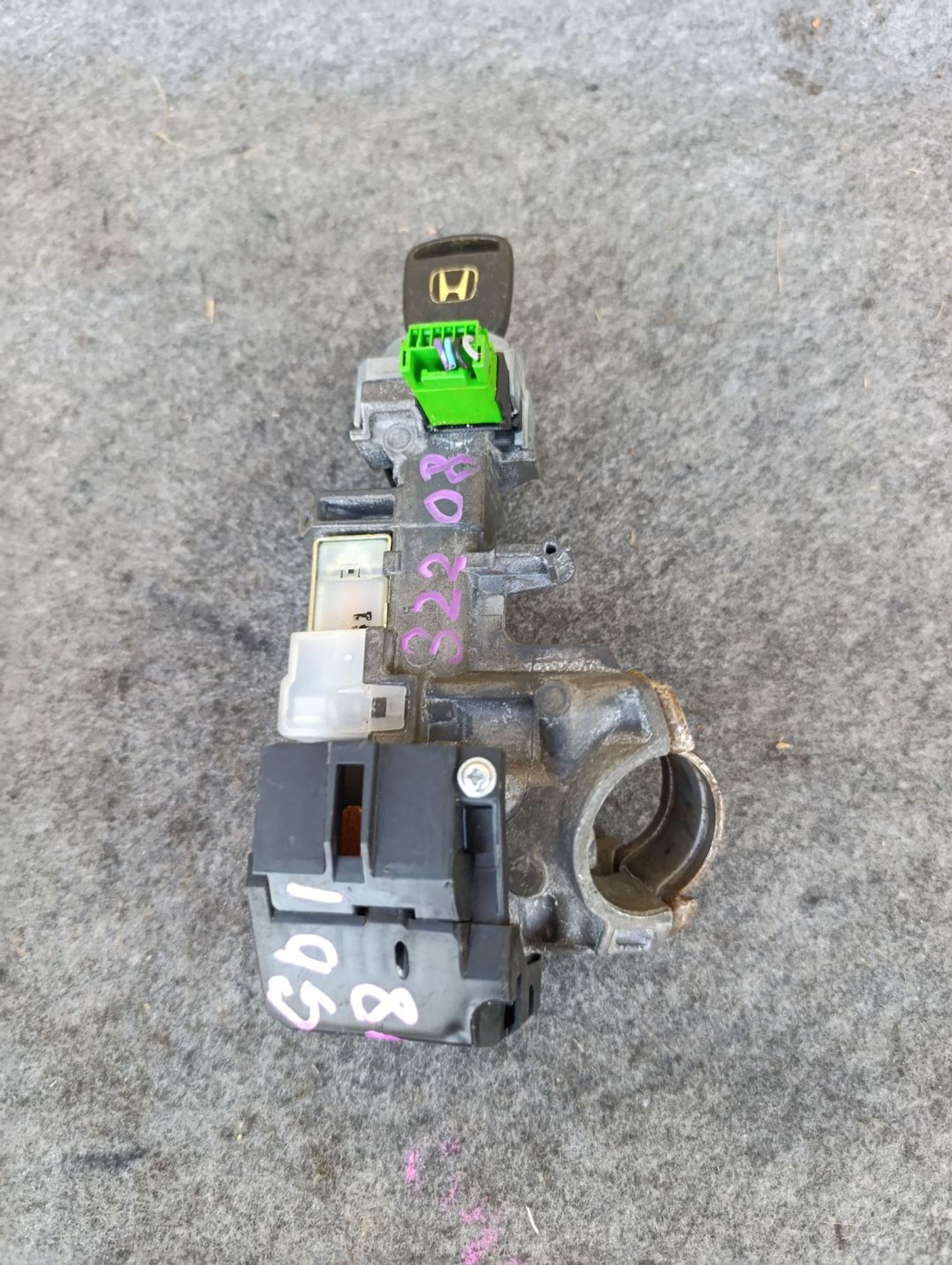 https://ycs.partsauto.market/partsauto-images/thmbs/userImages/d9b05010c61782443e0b3e264cf05921/part/2e4f1f41-dacf-4401-8460-38368bada559_1783434899052.jpg