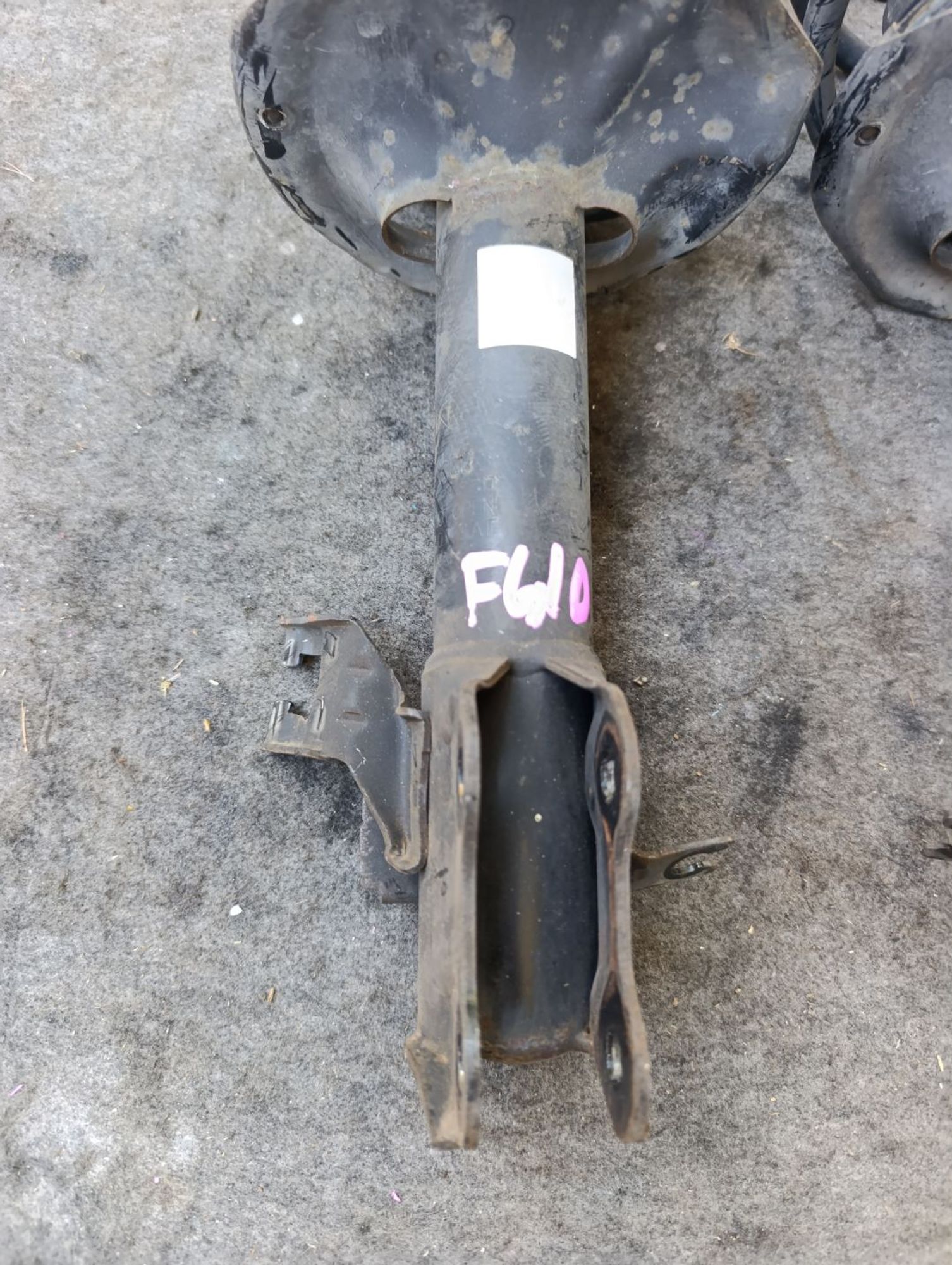 https://ycs.partsauto.market/partsauto-images/thmbs/userImages/d9b05010c61782443e0b3e264cf05921/part/31cef7e0-bf1c-4e27-8749-59332668c523_1784191870634.jpg